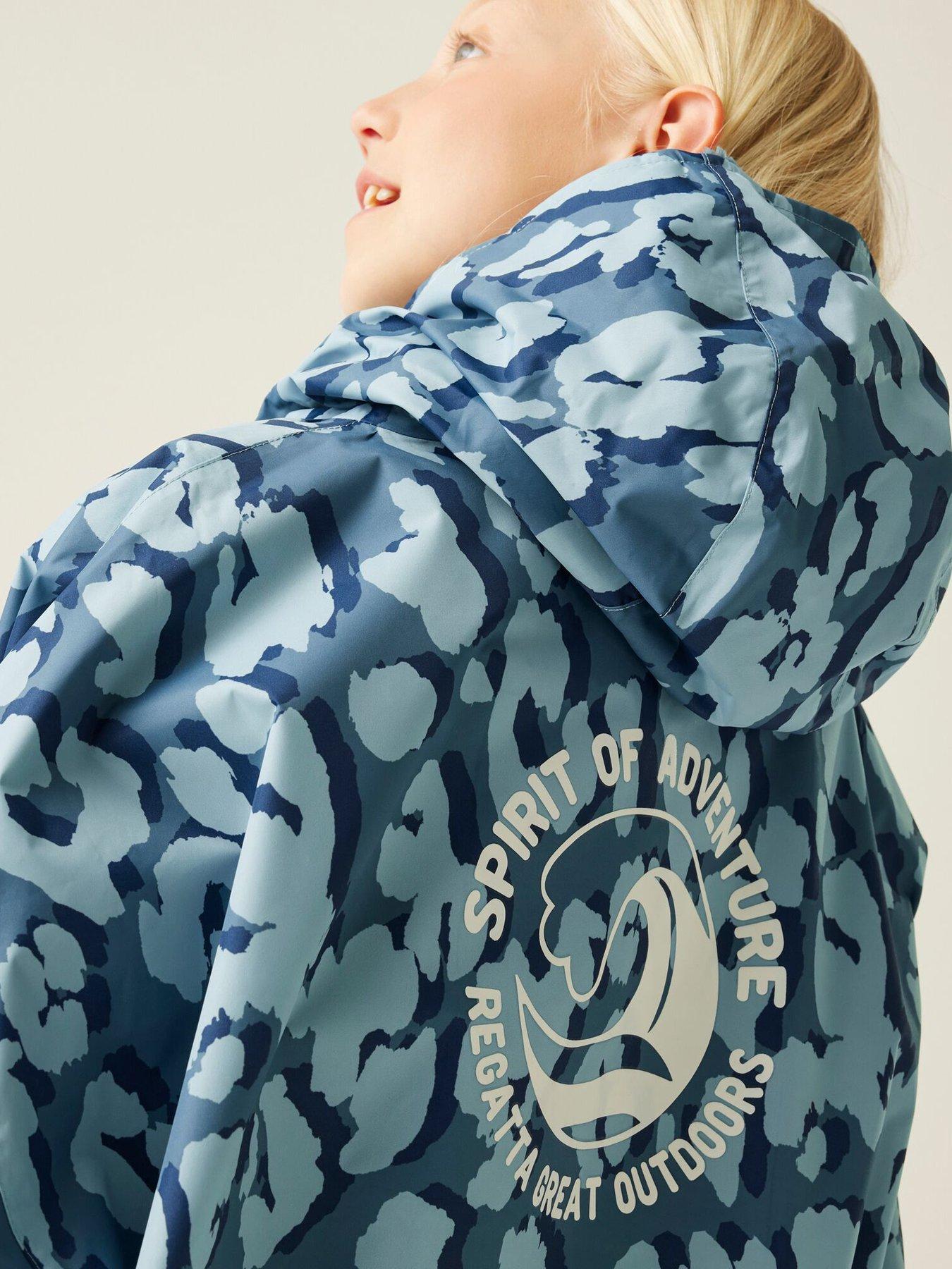 Image 6 of 7 of Regatta Junior Girls Waterproof Changing Robe - Blue