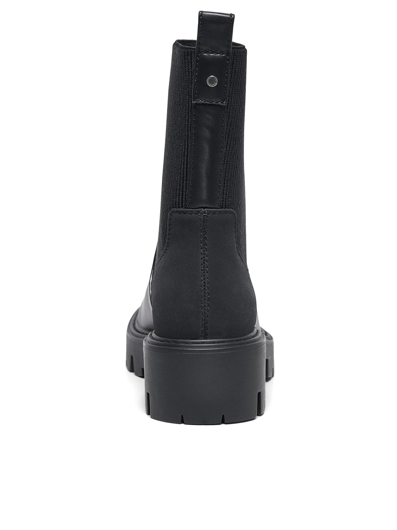  image of only-betty-7-boots-black