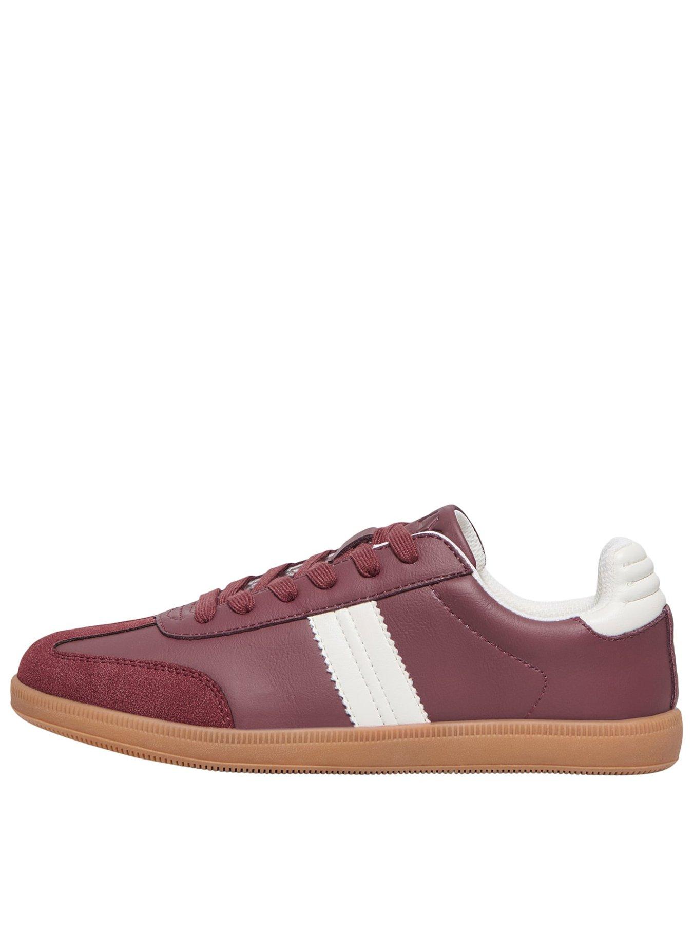 only-amber-trainers-red