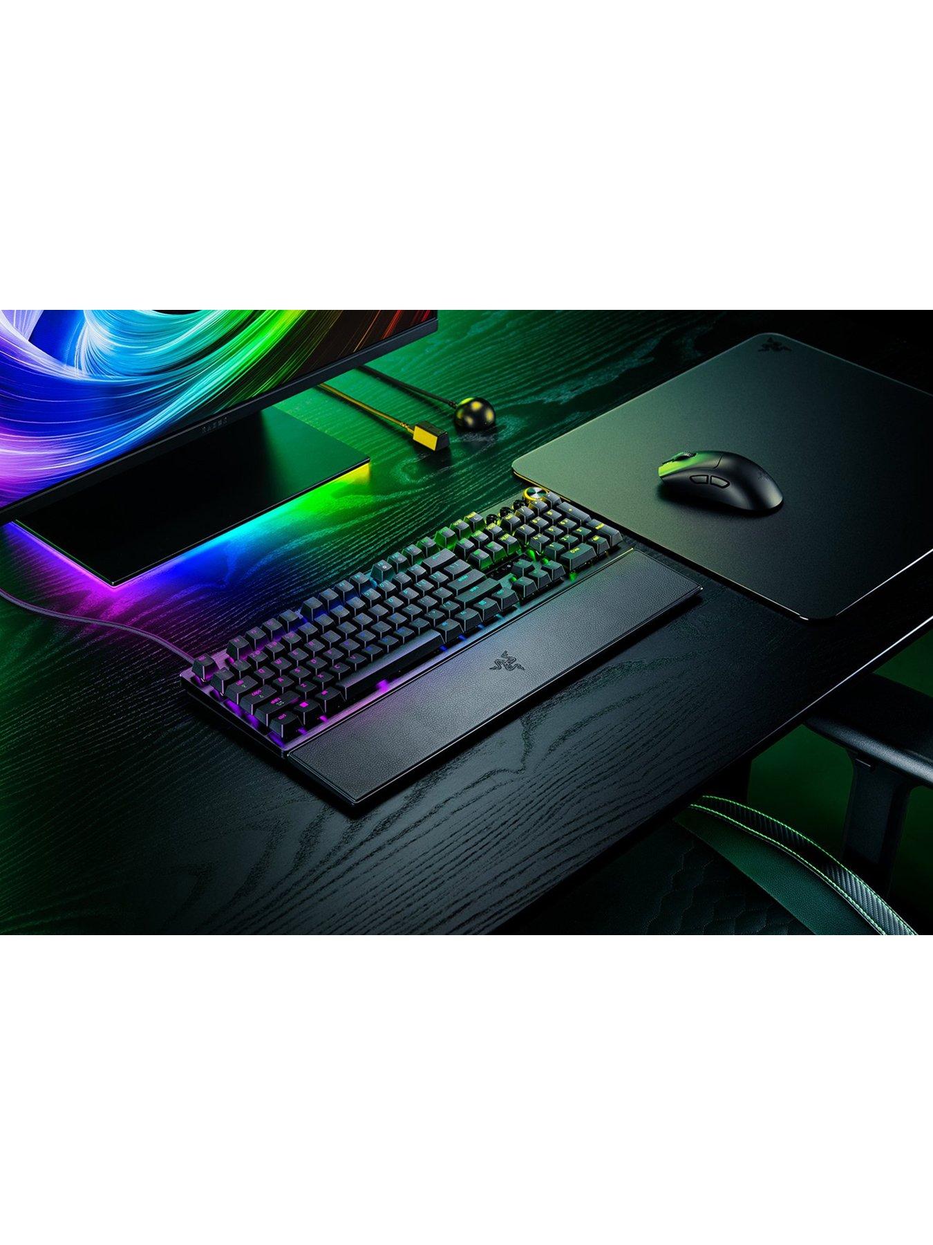 Image 2 of 5 of Razer Huntsman V3 Pro 8KHz - UK Layout