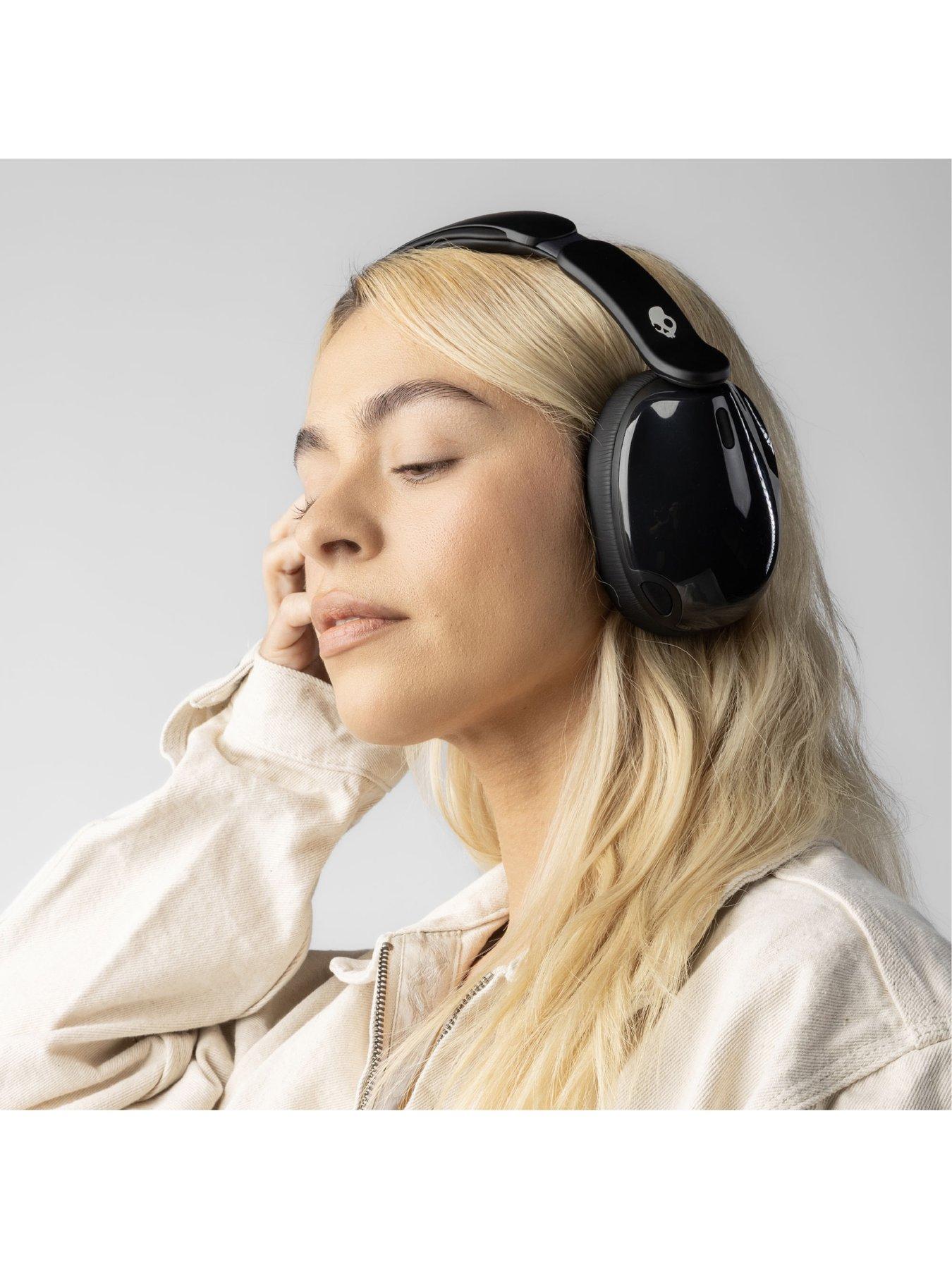 Image 2 of 7 of Skullcandy HESH 540 ANC Wireless Over-Ear Headphones