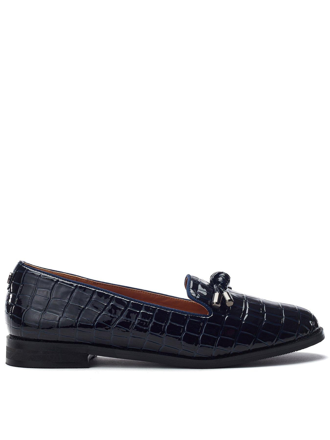  image of moda-in-pelle-fillipa-patent-loafer-navy