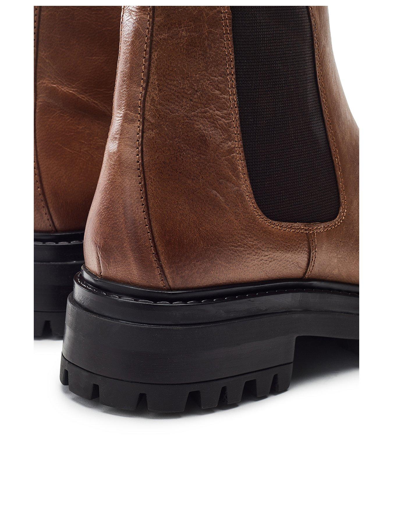 Image 3 of 4 of Moda In Pelle Odasia Leather Chelsea Boots - Tan