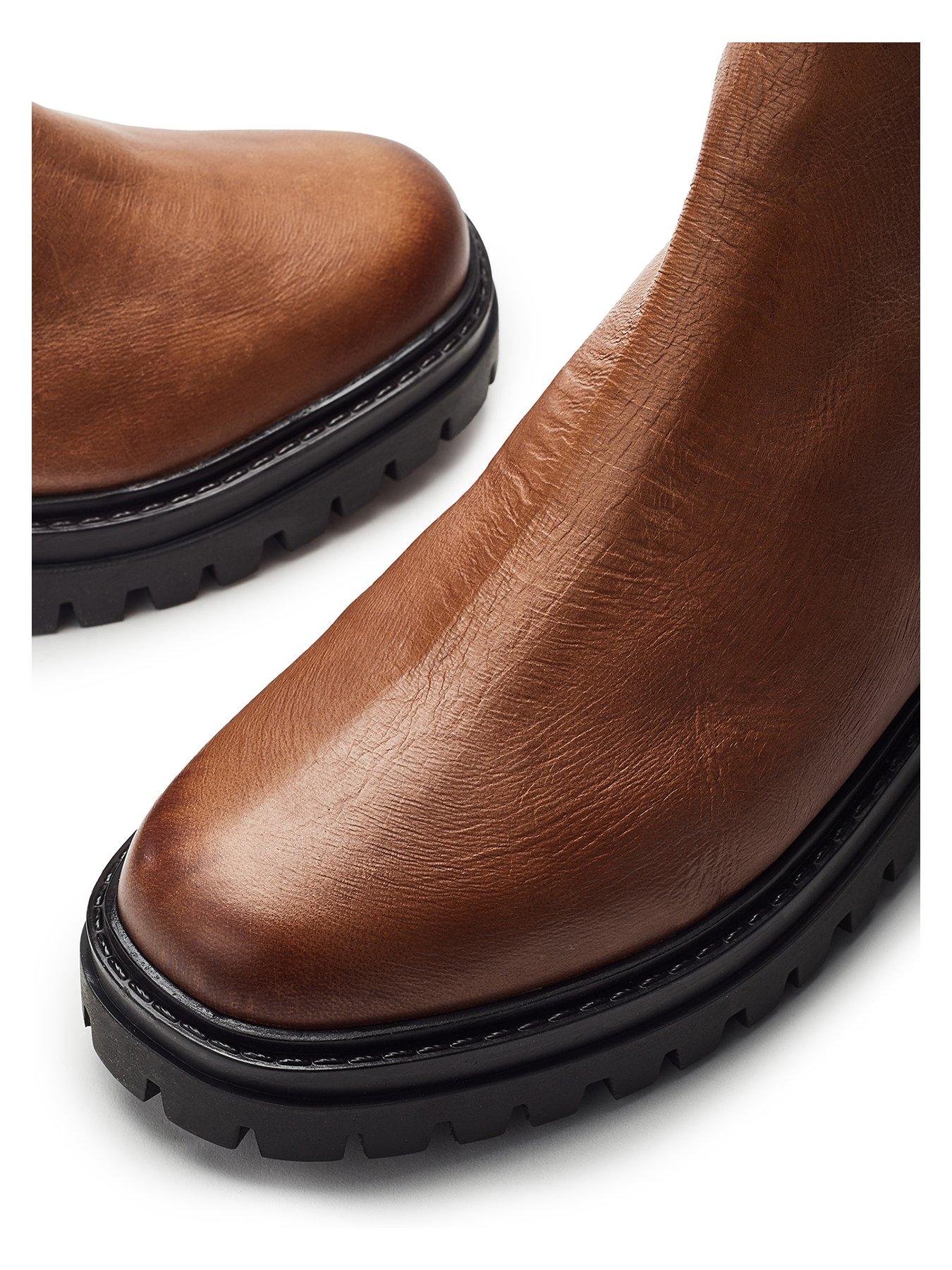 Image 4 of 4 of Moda In Pelle Odasia Leather Chelsea Boots - Tan