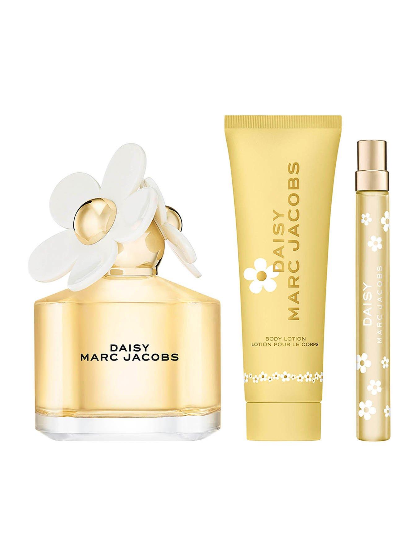  image of marc-jacobs-daisy-eau-de-toilette-for-women-trio-gift-set-100ml