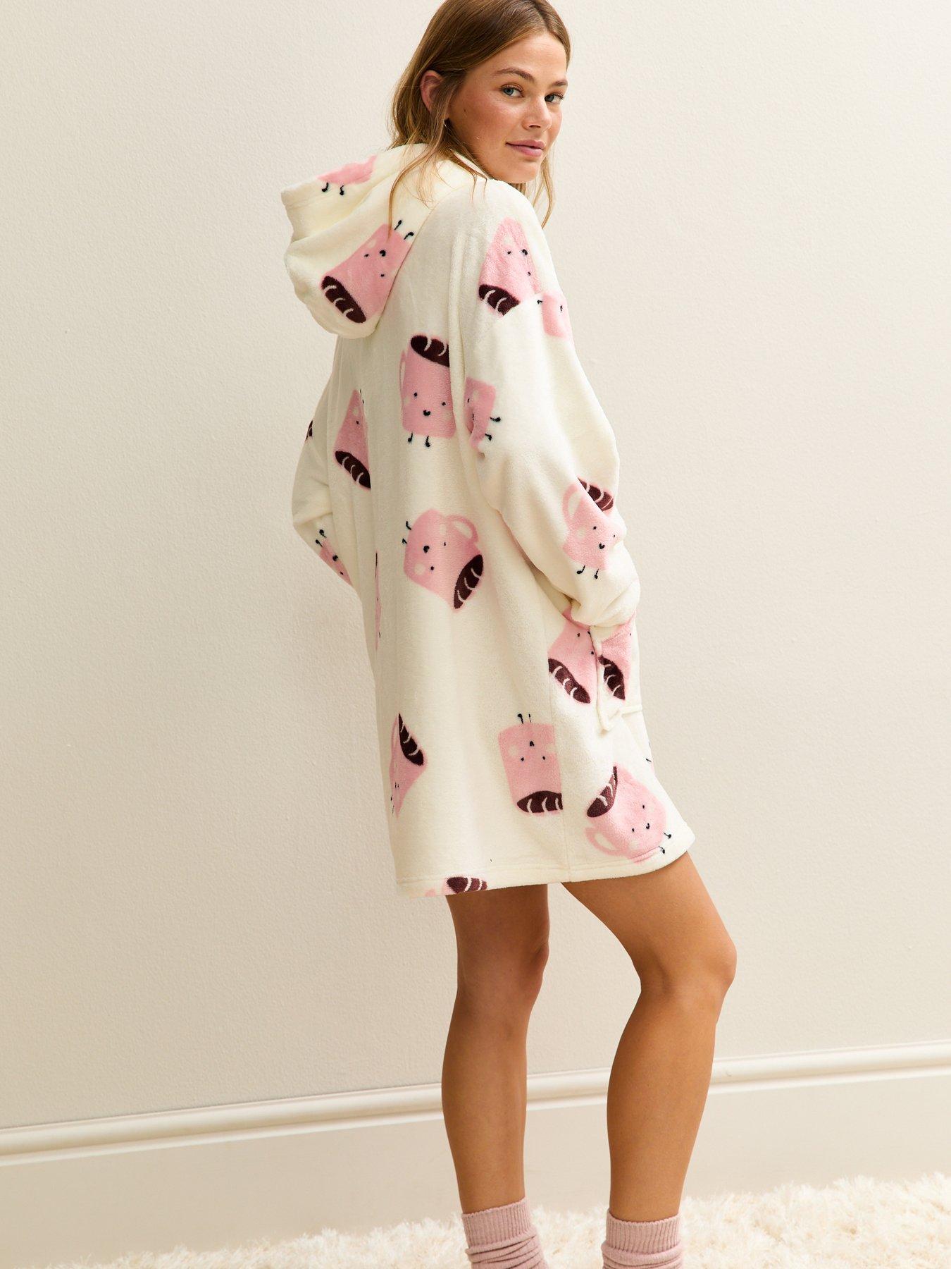 stillFront image of new-look-white-oversized-hot-choc-print-fleece-hoodie