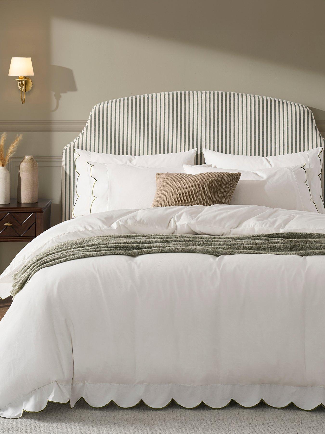 Dusk Simone Scallop Embroidered Edge Duvet Cover - Off White/Olive