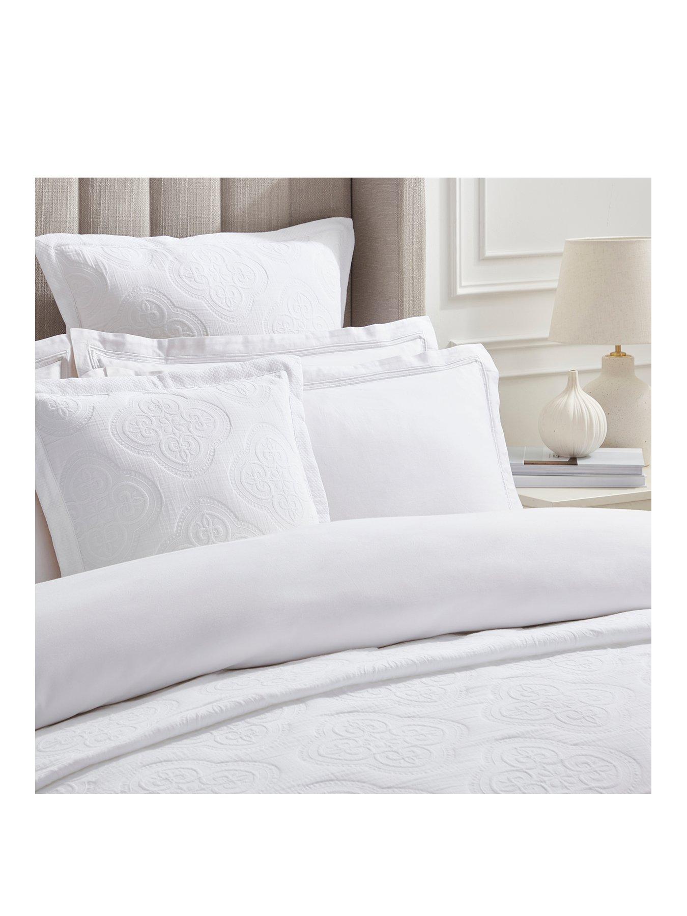 stillFront image of dusk-cannes-matelasse-range-bedspread-white