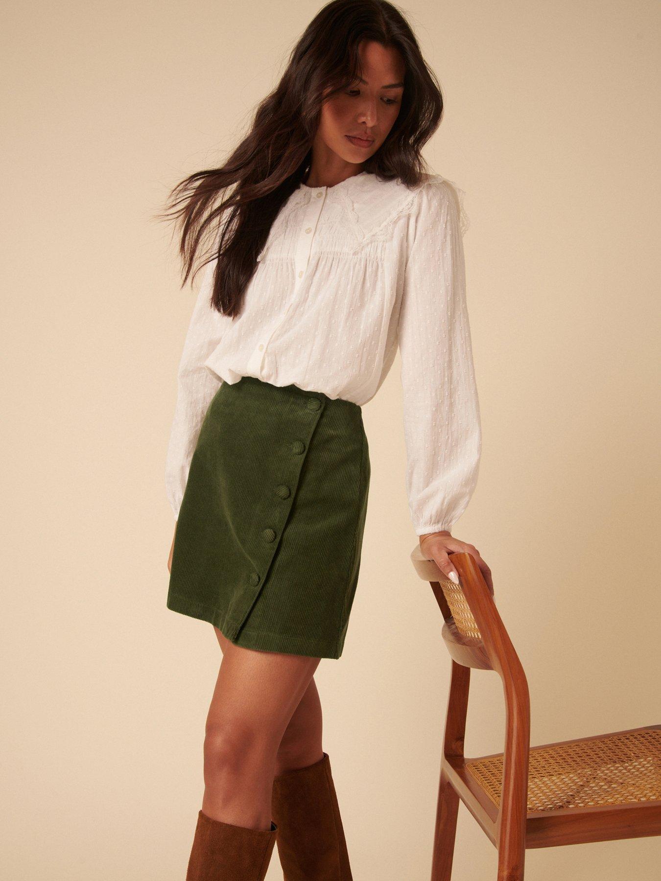 Image 3 of 6 of Nobodys Child Bingley Button Cord Mini Skirt - Green