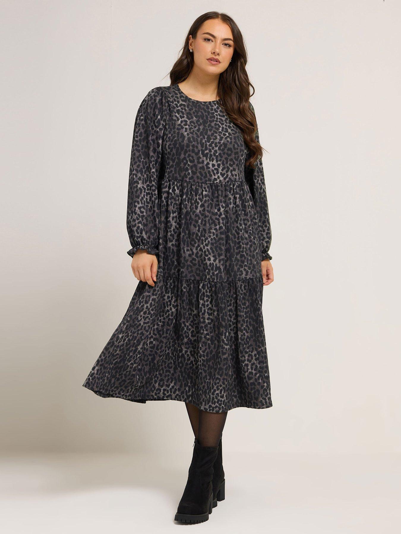 Image 1 of 4 of Yours Curve Texture Midaxi Dress - Grey