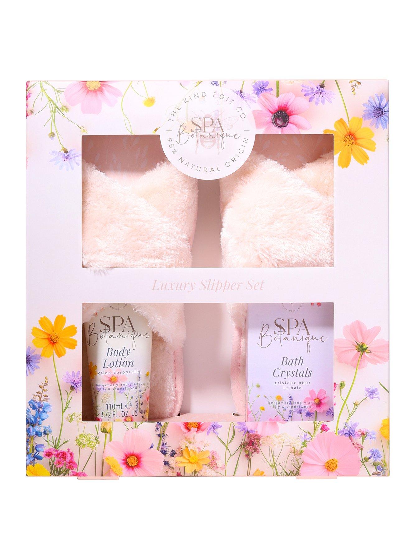 The Kind Edit Co. Slipper Set