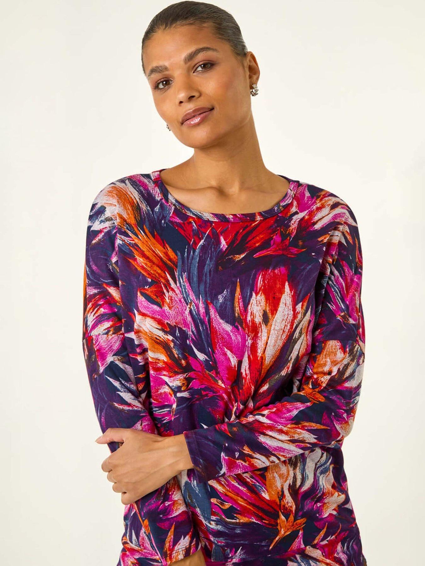 Image 4 of 5 of Roman Printed Bubble Top - Navy