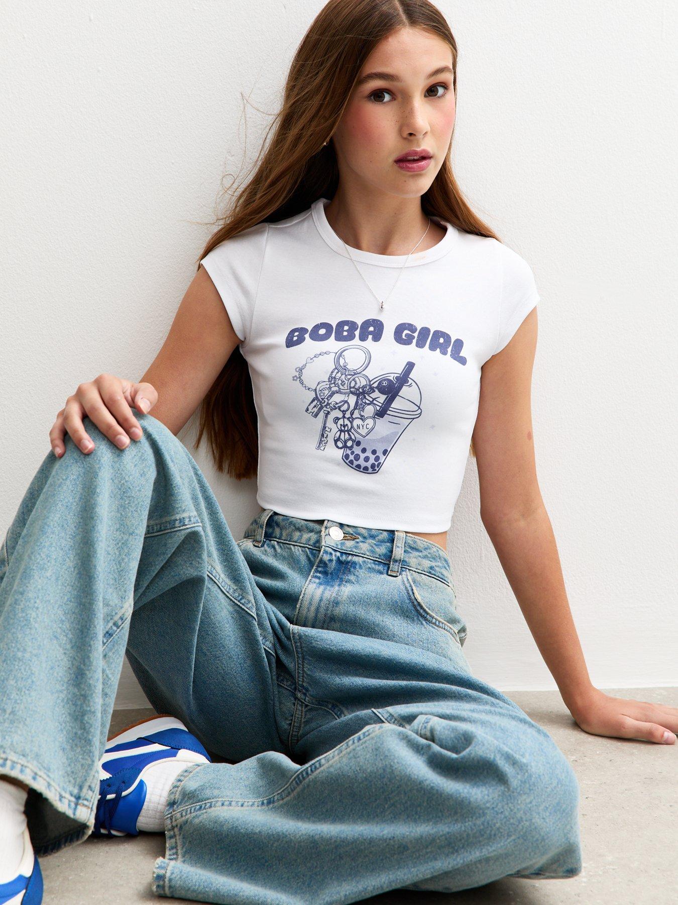 Image 3 of 5 of New Look 915 Boba Tea Charm Cap Sleeve Cropped T-Shirt - White