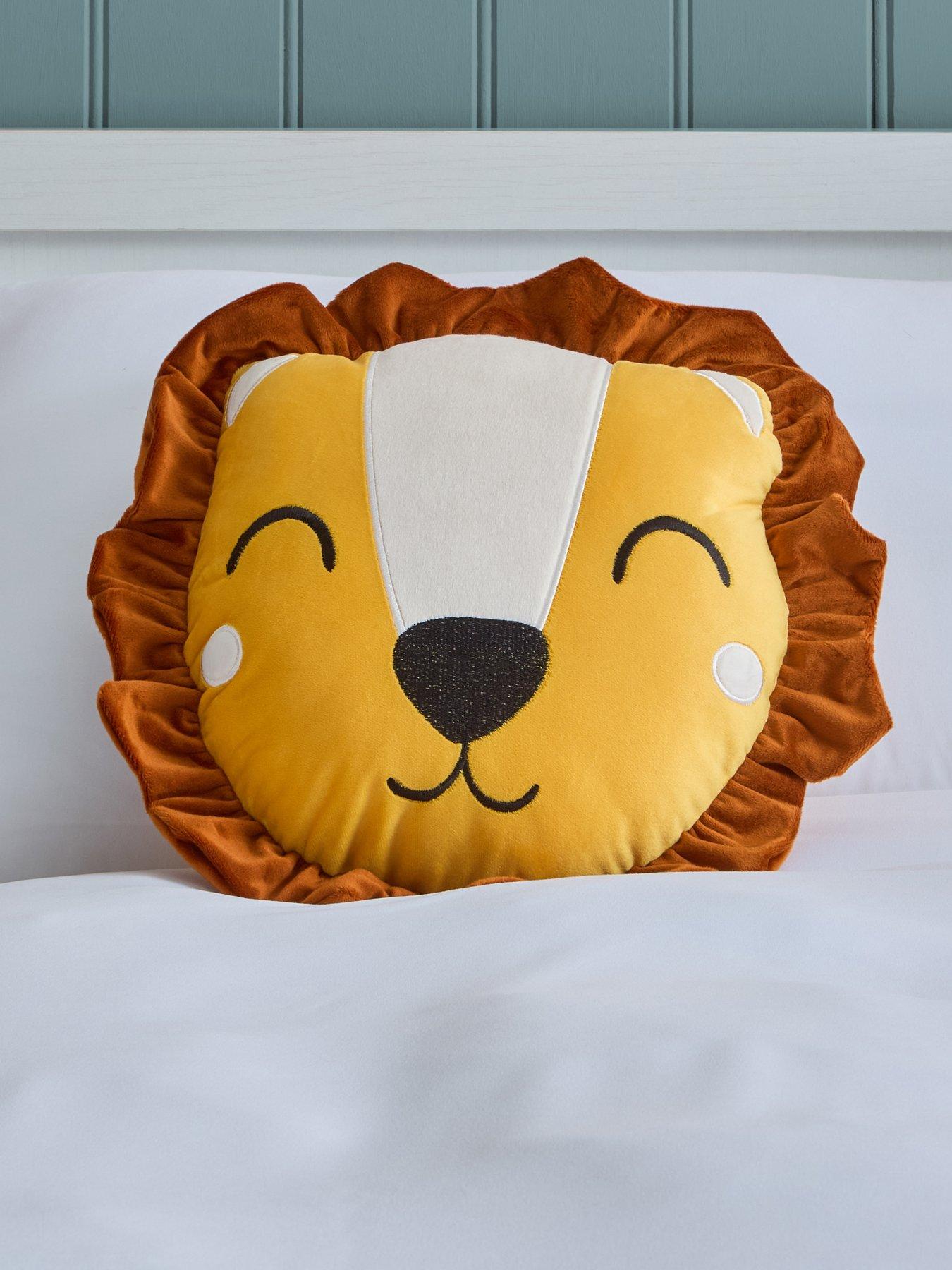 the-very-collection-lion-shaped-cushion