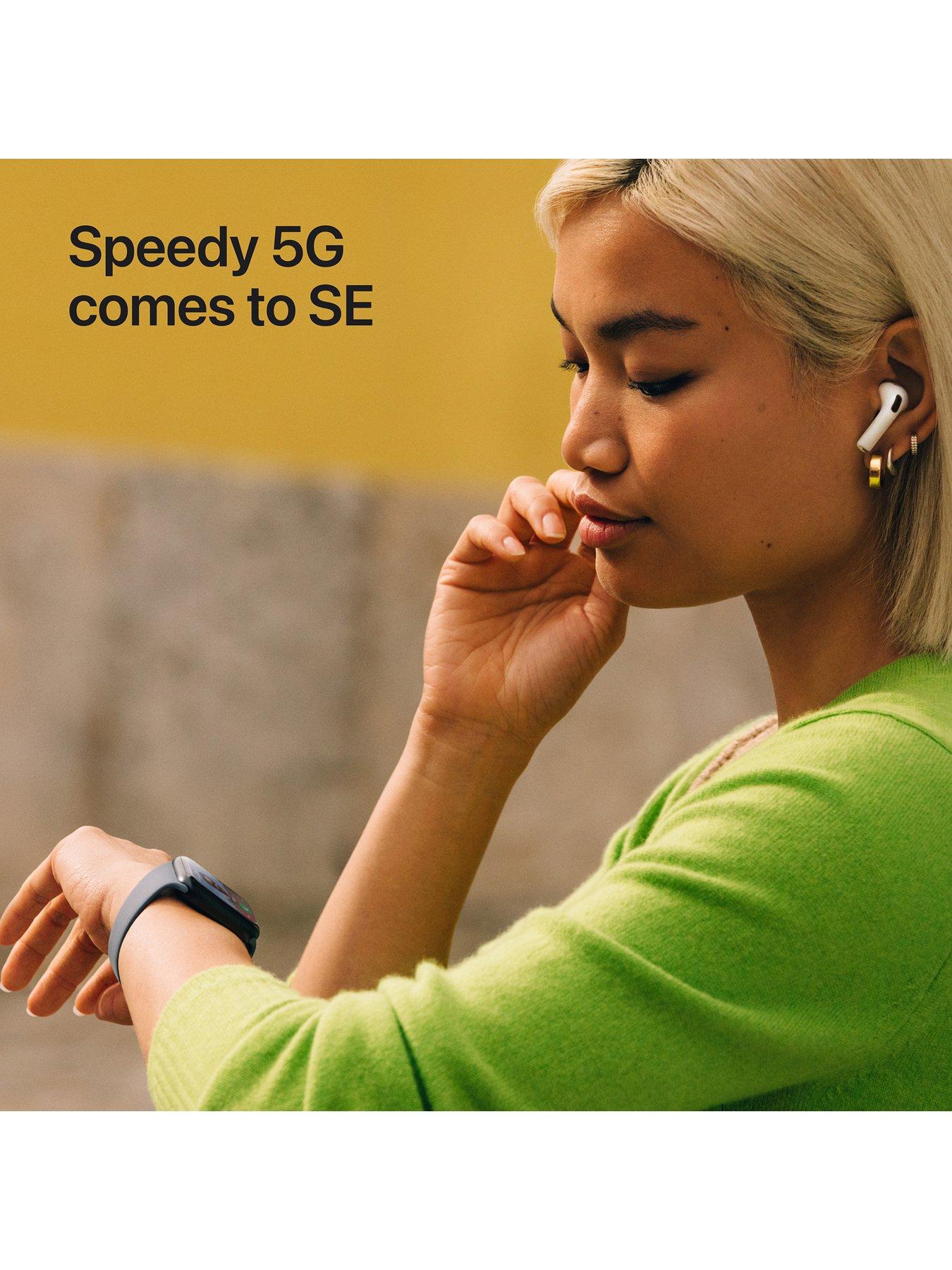  image of apple-watch-se-3-gps-cellular-2025-40mmnbspmidnight-aluminium-case-with-midnight-sport-band-ml