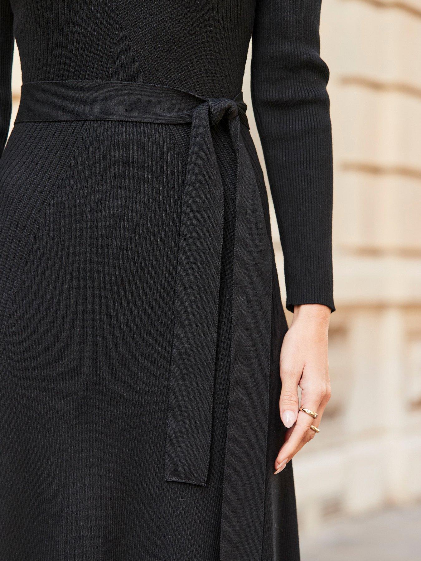  image of sosandar-cut-out-detail-knitted-dress-black