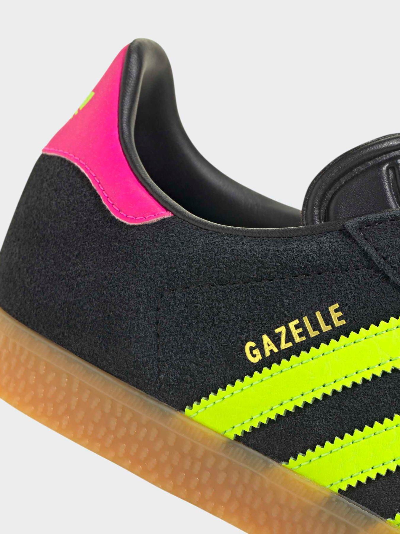 Image 6 of 7 of adidas Originals Junior Gazelle Trainers - Black