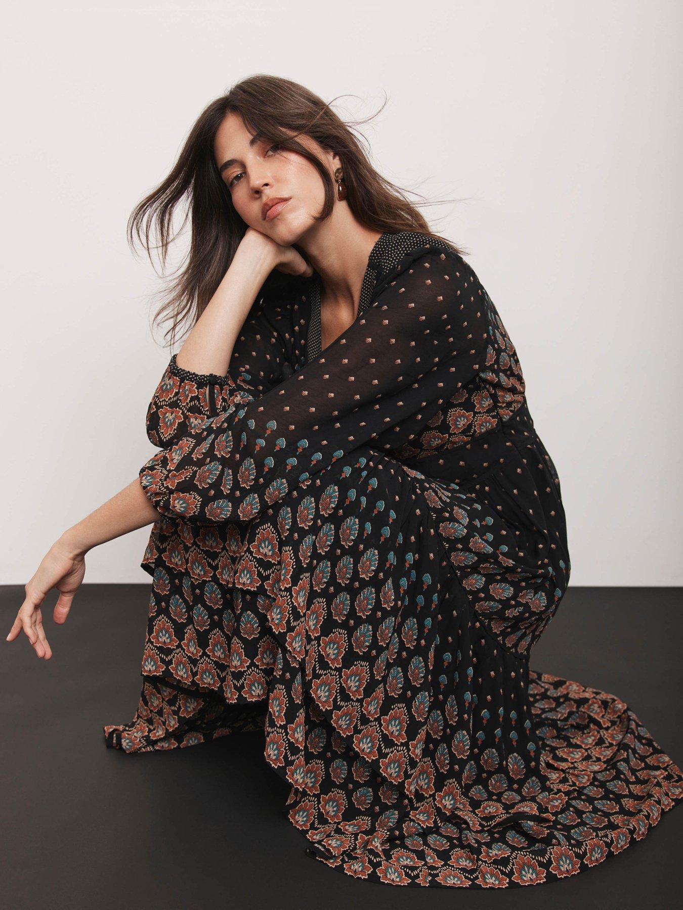 Image 2 of 6 of Mint Velvet Placement Print Tiered Dress - Black