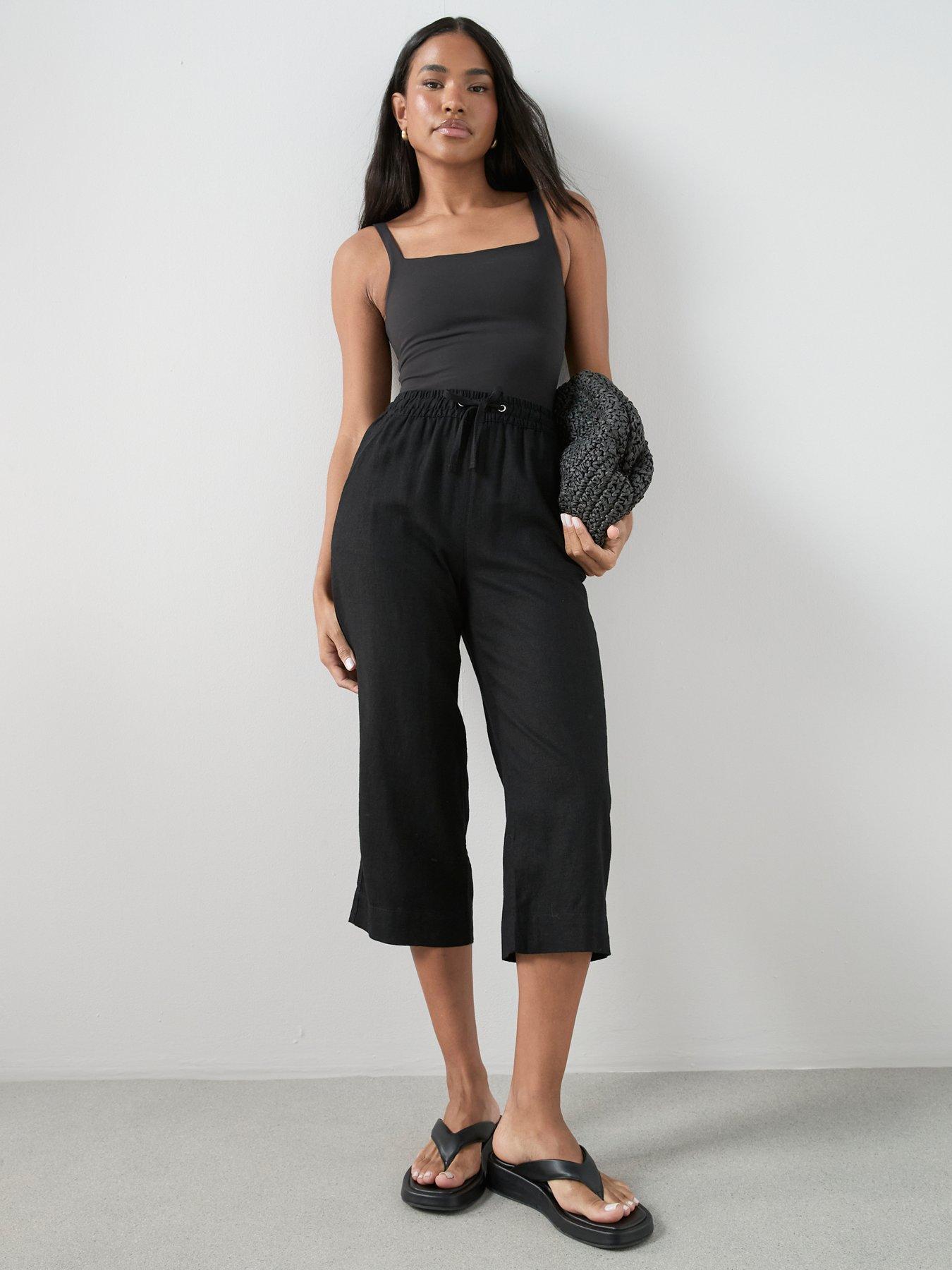 Image 4 of 7 of The Very Collection Linen Blend Cropped Trouser - Black