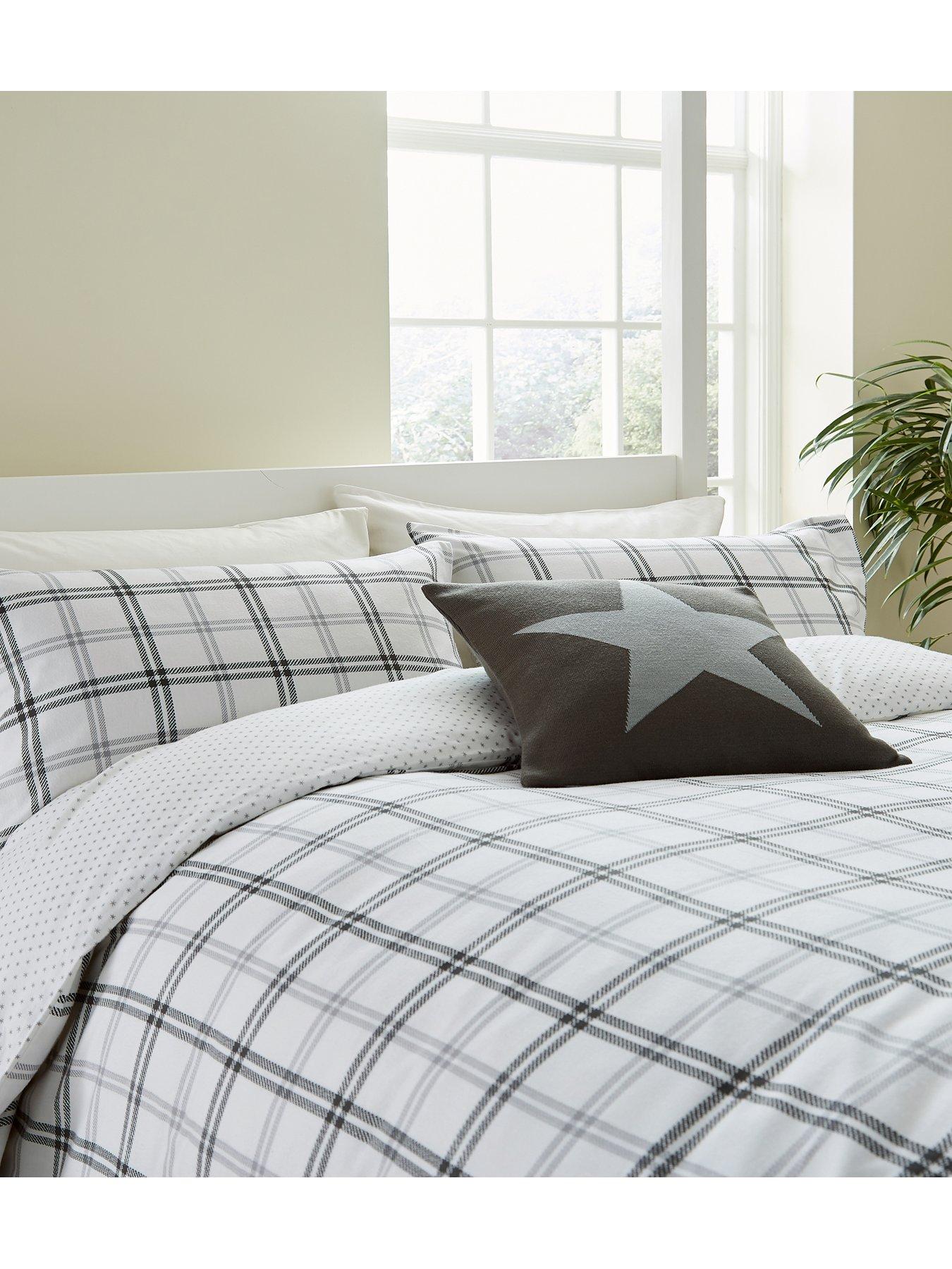 Image 3 of 5 of Helena Springfield Hunters Check Duvet Cover Set Grey