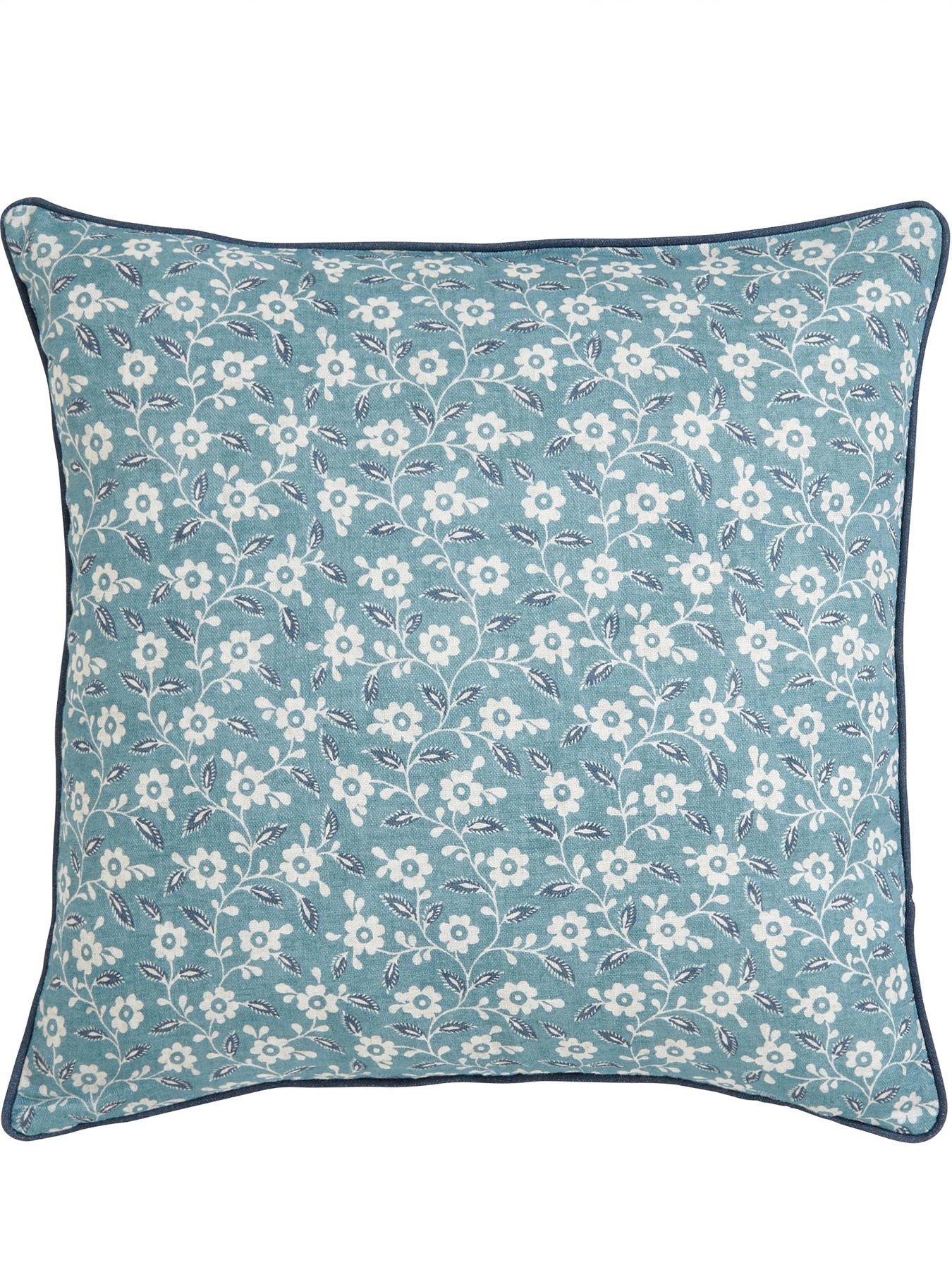 undefined Folk Ditsy Cushion 45X45 (Cm) Green/Pink