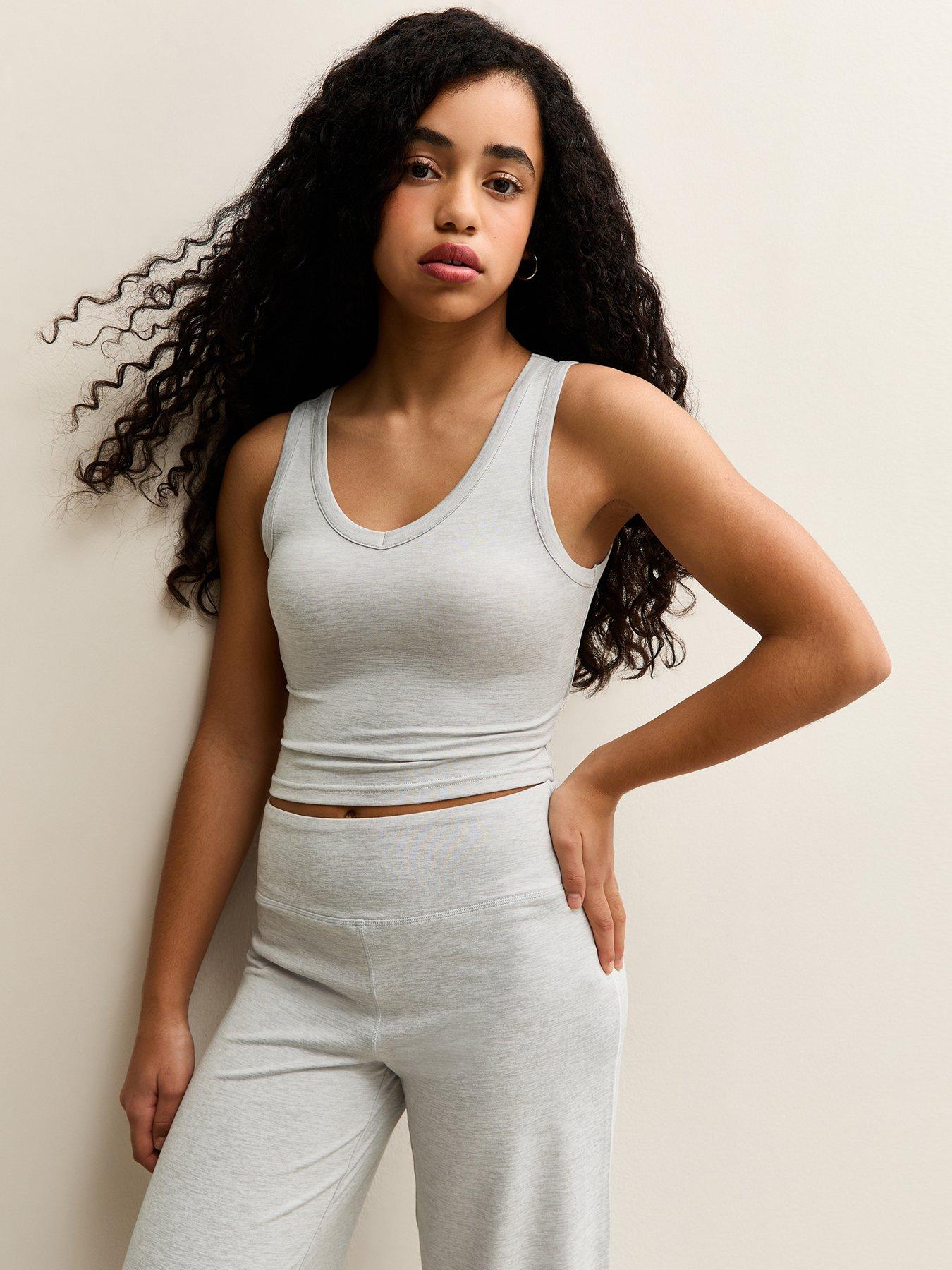 new-look-915-stretchy-v-neck-tank-top-grey