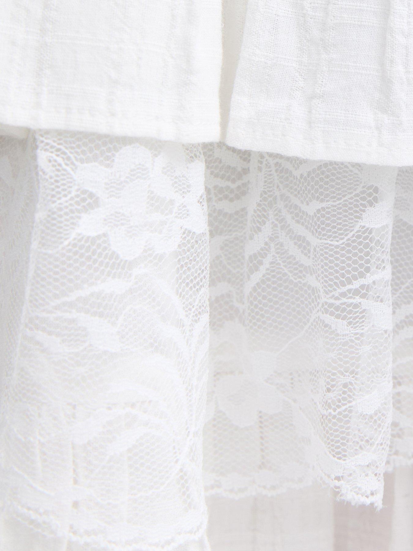 Image 5 of 5 of New Look 915 Girls Lace Trimmed Rara Skort - White