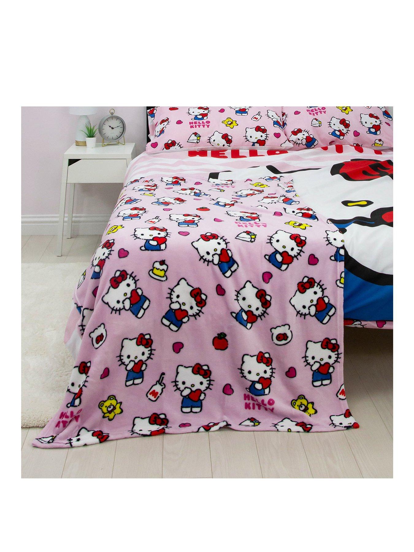 Image 2 of 6 of Hello Kitty Rotary Fleece Blanket