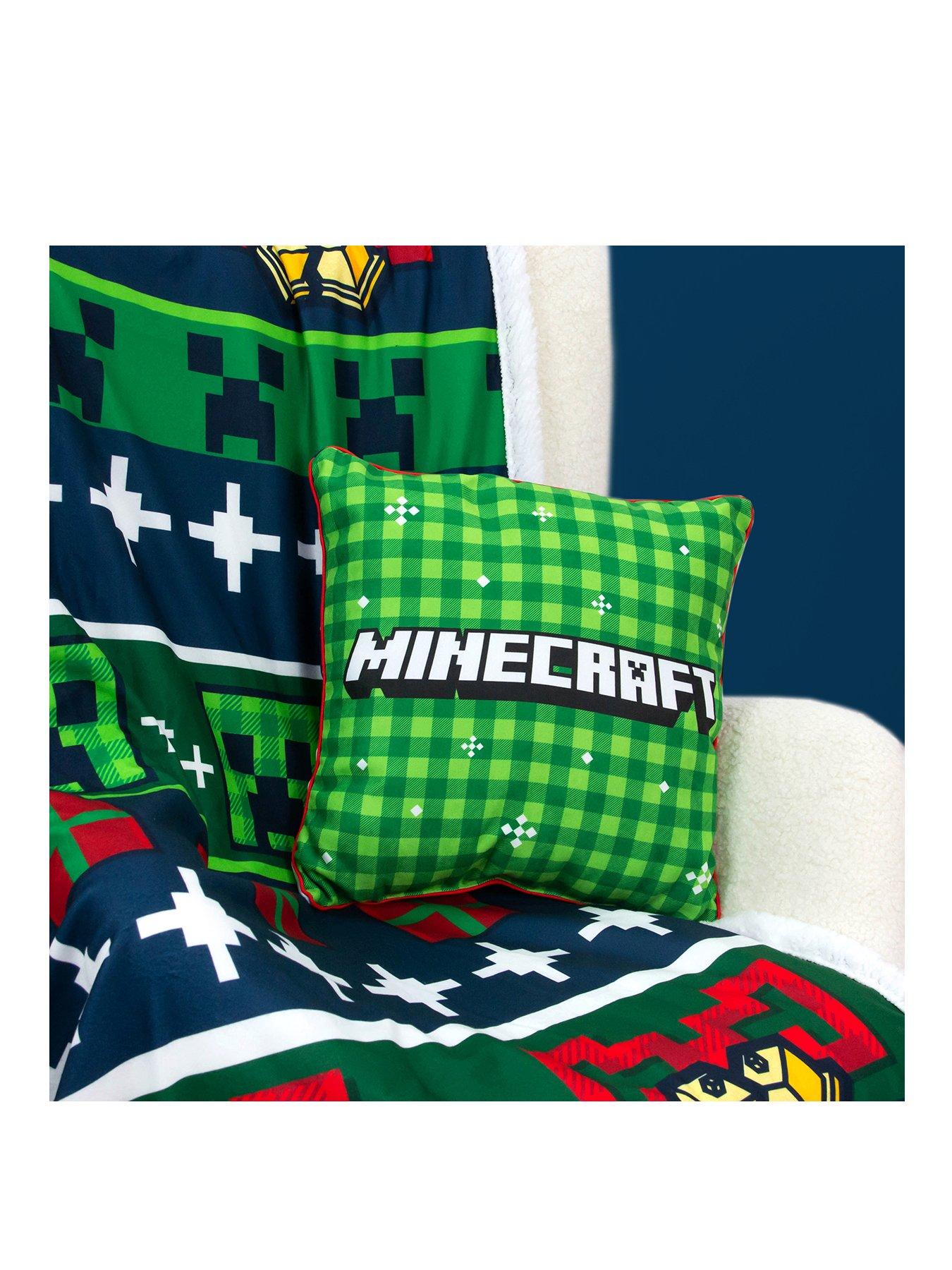 Image 2 of 5 of Minecraft Snowy Square Christmas Cushion