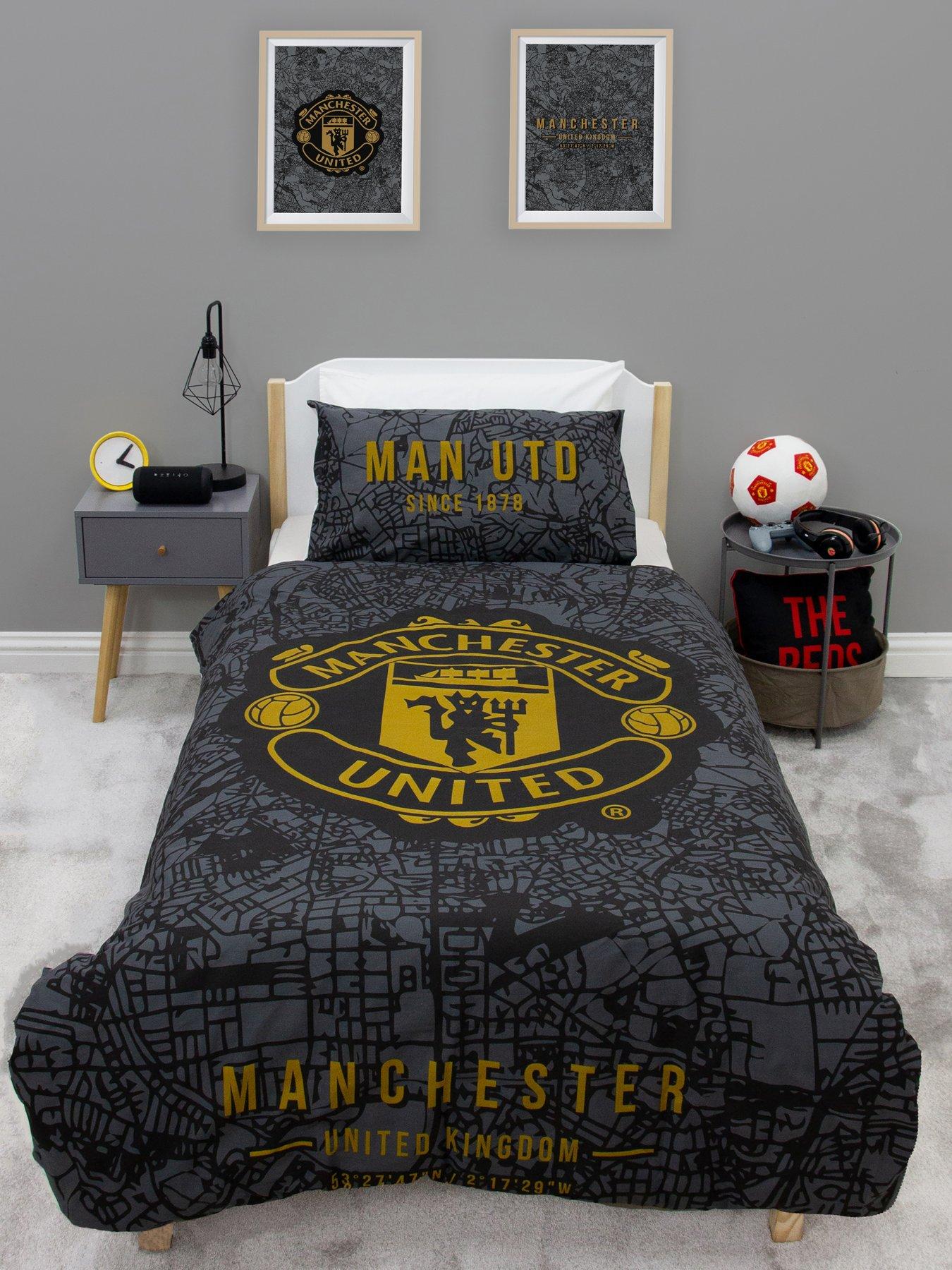 Image 1 of 6 of Manchester United Man United Map Panel Duvet- Single