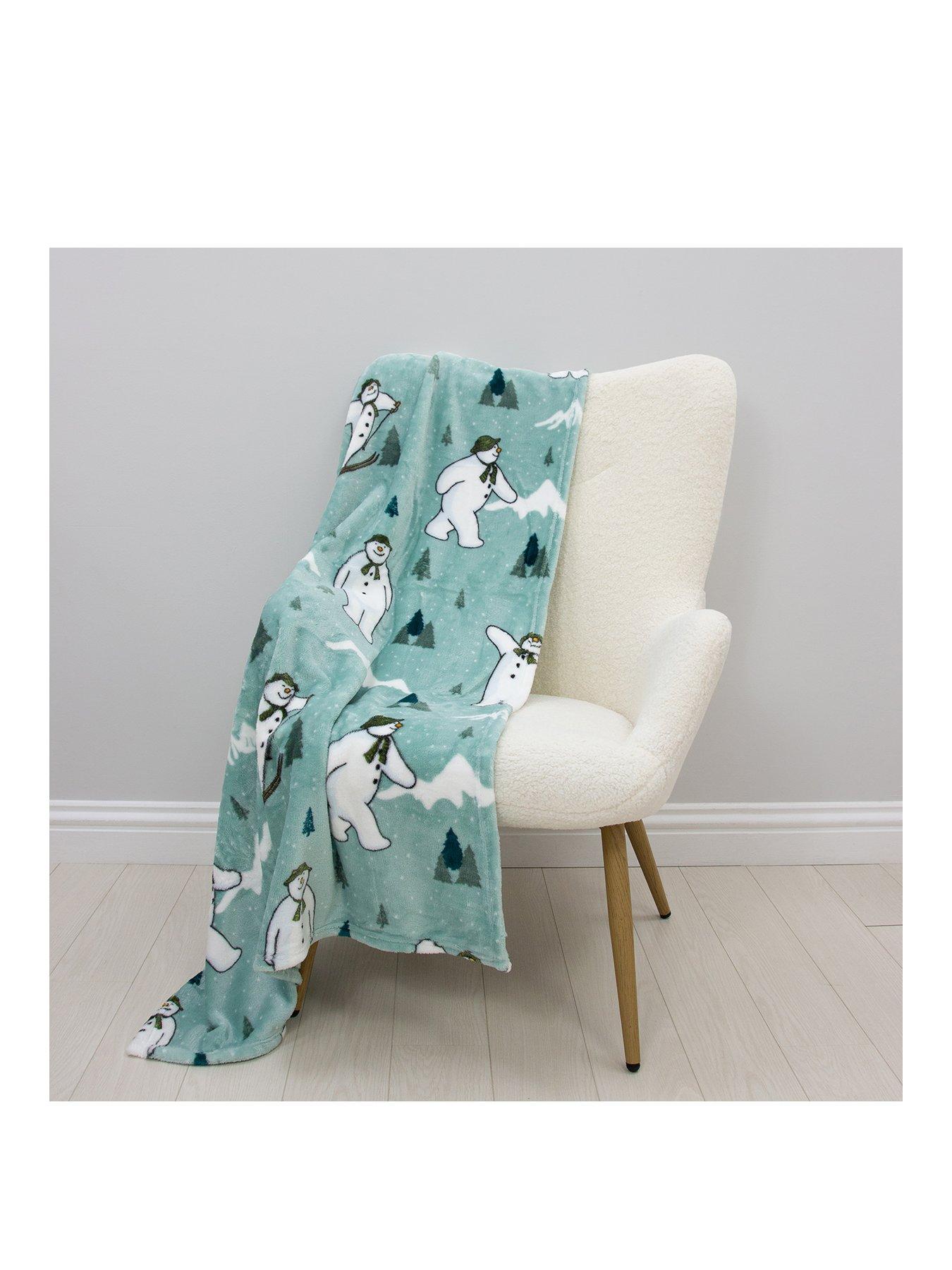 Image 2 of 4 of The Snowman Smile Rotary Fleece Christmas Blanket