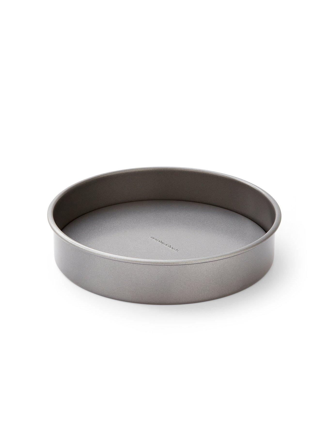 Image 6 of 6 of Morphy Richards Loose Base Shallow Cake Tin Set