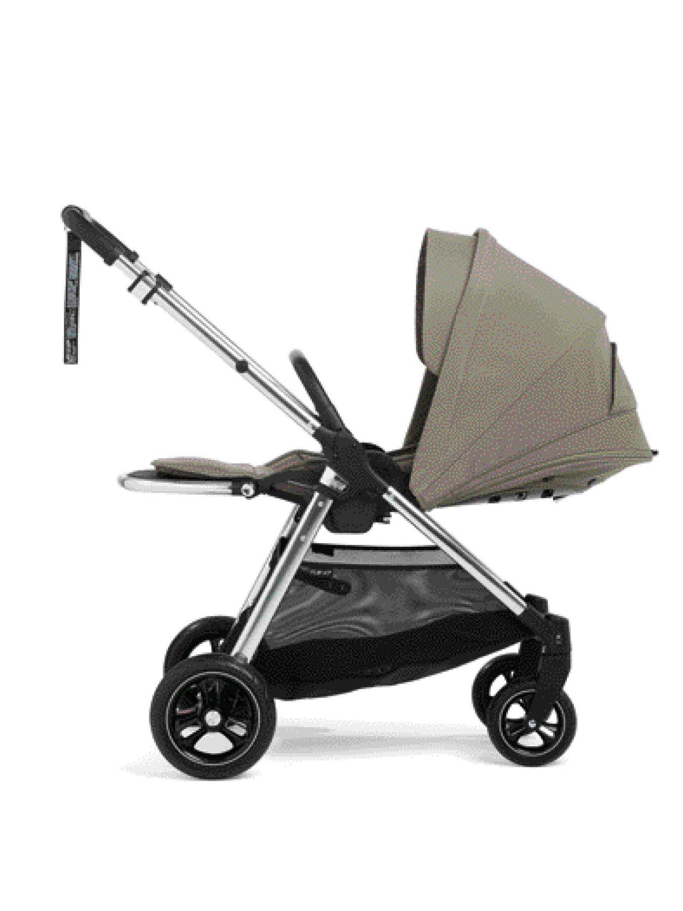 Image 3 of 7 of Mamas & Papas Complete Kit - Flip XT3 Sage Grey Cloud T (Inc Pushchair, Carrycot, Adaptors, Cupholder, Bag, Footmuff, Cloud T & Isofix Base)