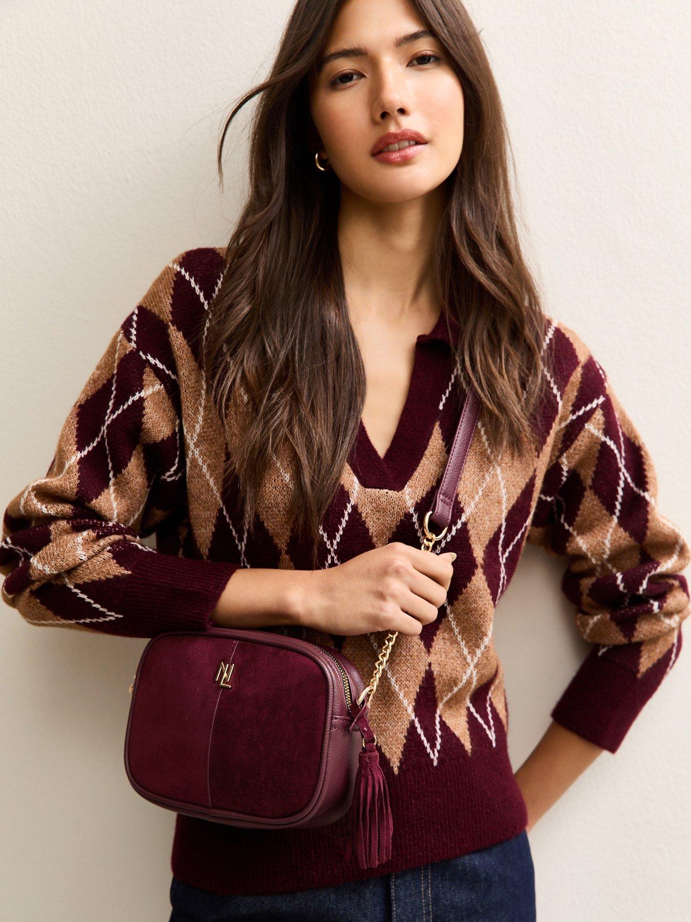 New Look Faux Suede Panel Cross Body Bag - Burgundy
