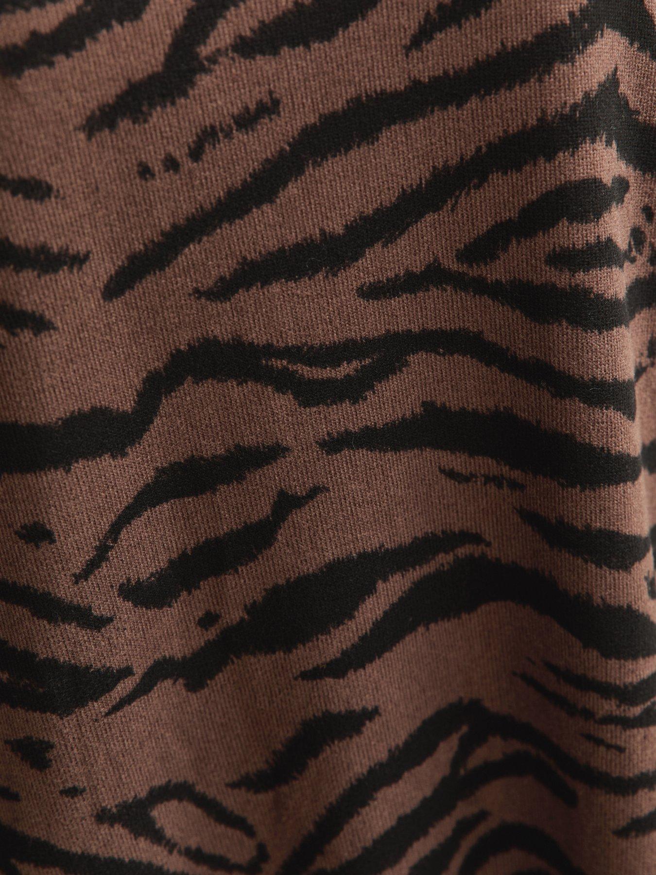 Image 5 of 5 of New Look Soft Touch Tiger Print Top - Brown