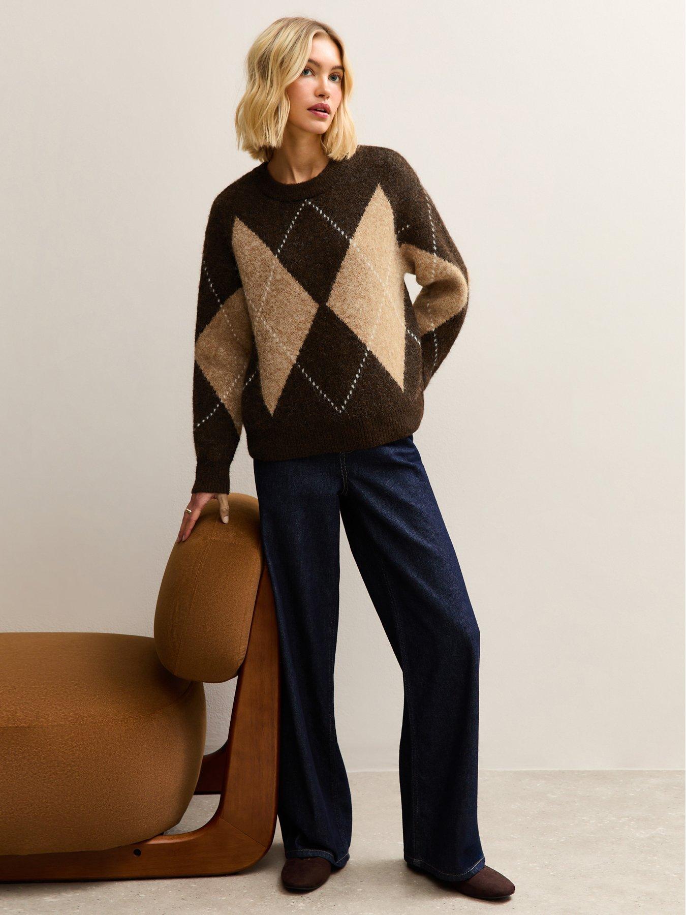  image of new-look-argyle-pattern-crew-neck-jumper-brown