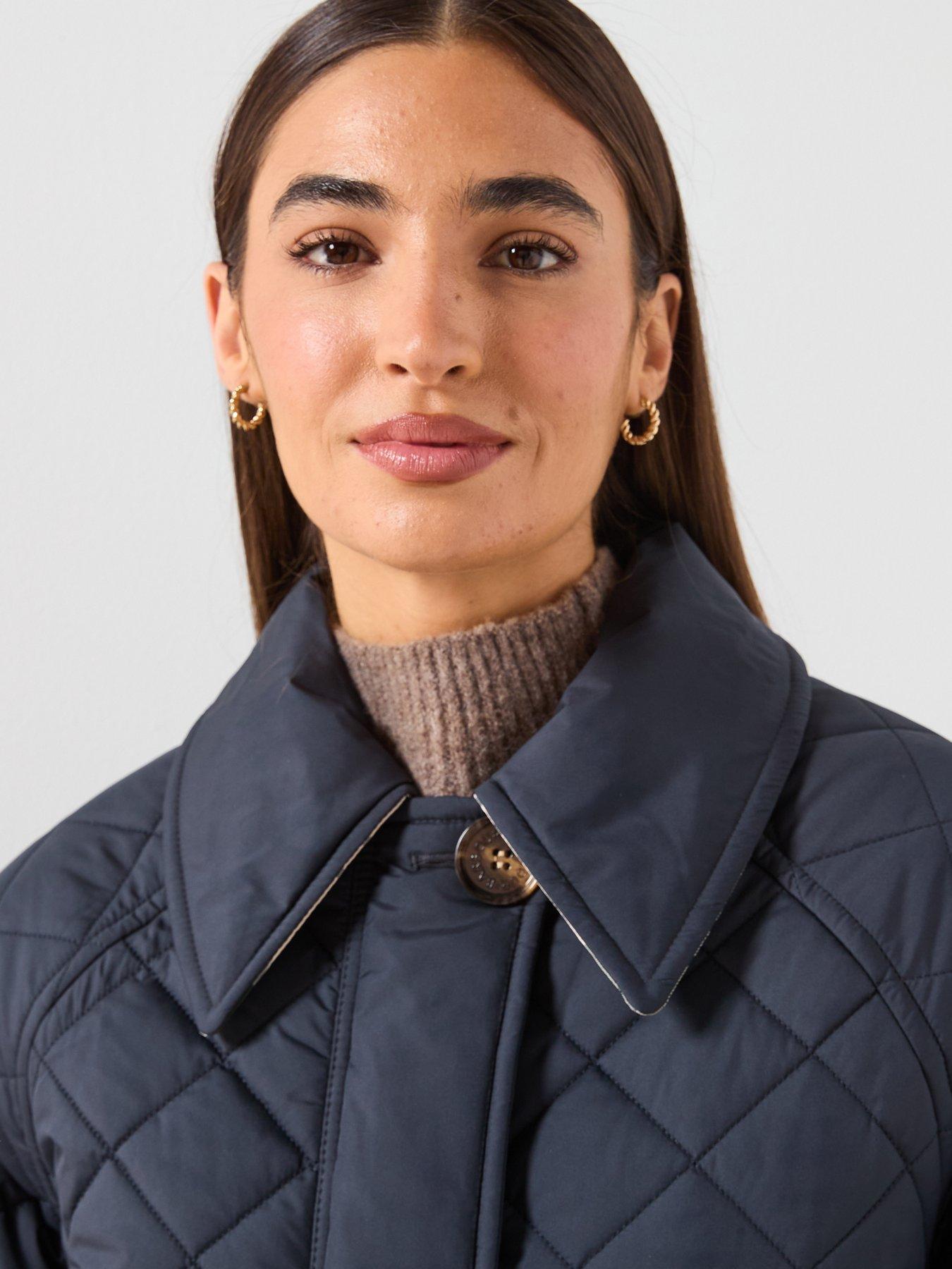  image of barbour-laoise-quilted-jacket-navy