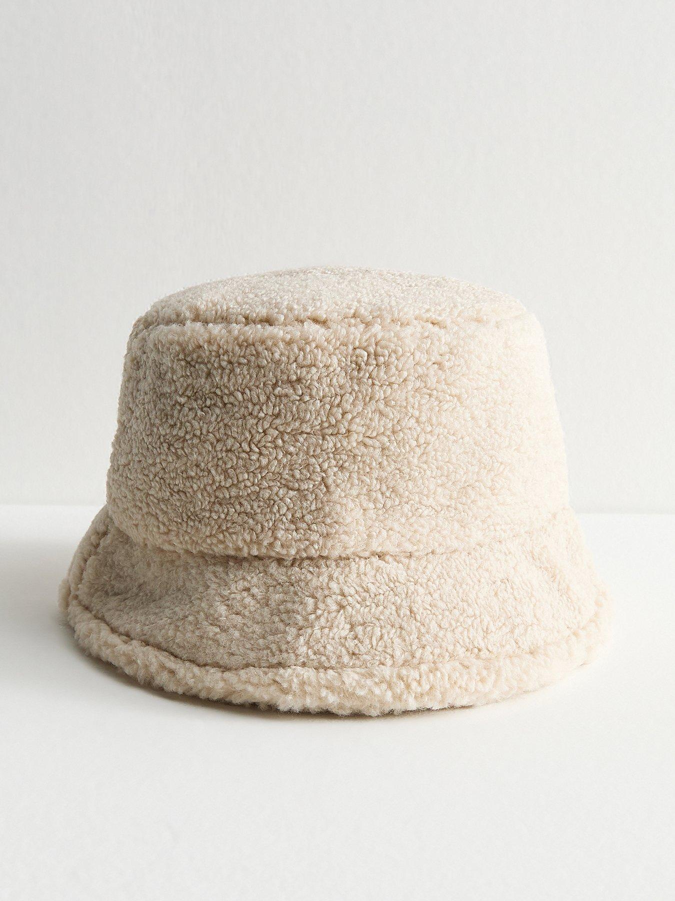 New Look Cream Borg Bucket Hat