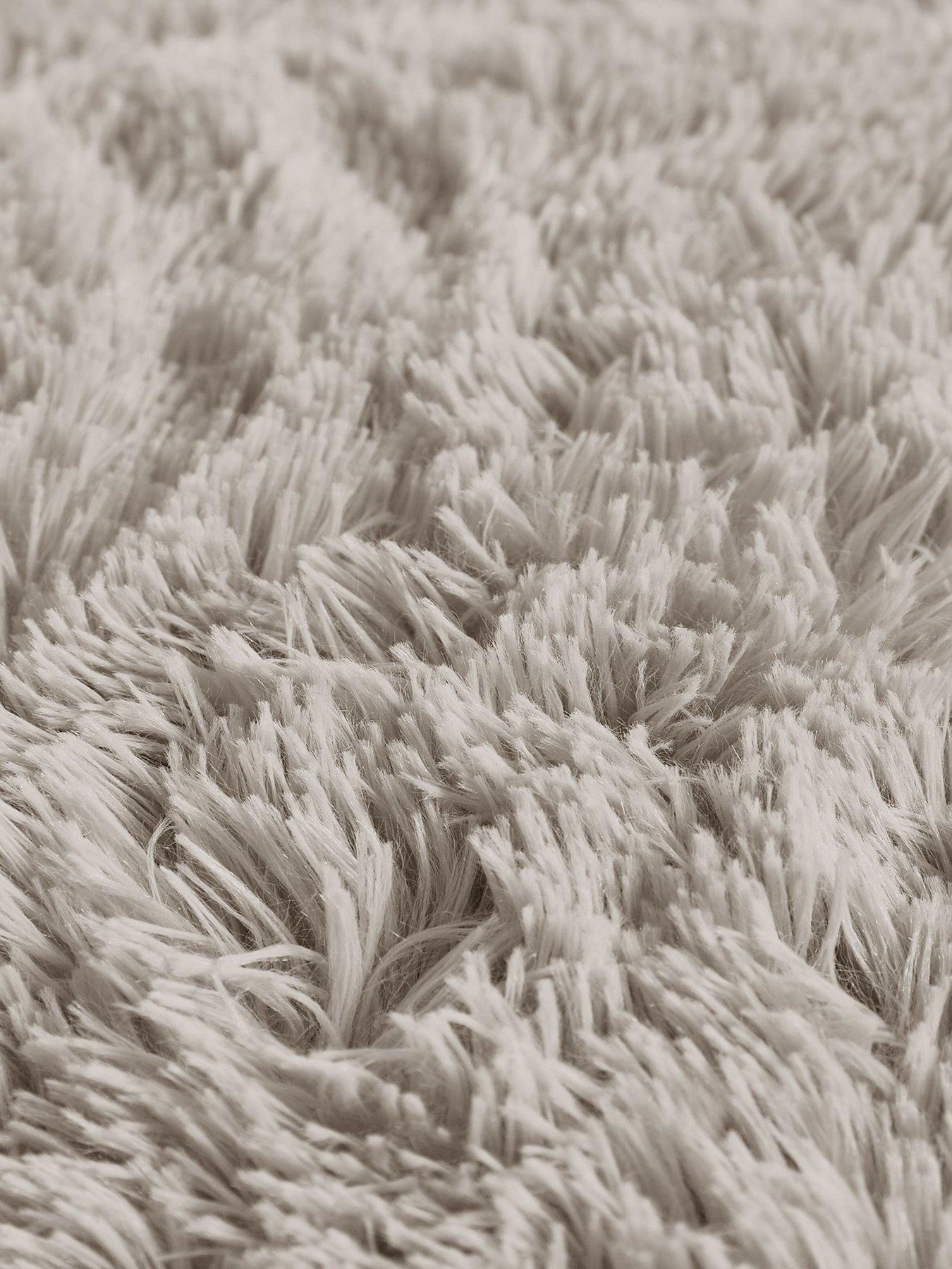 Image 5 of 5 of Catherine Lansfield Cuddly Duvet Set - Natural