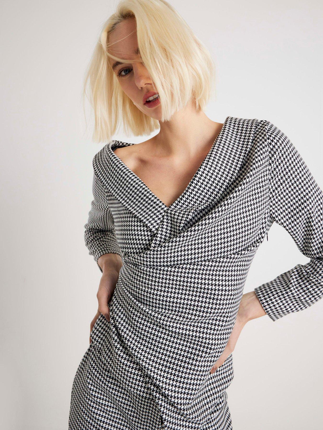  image of river-island-wrap-asymmetric-top-print