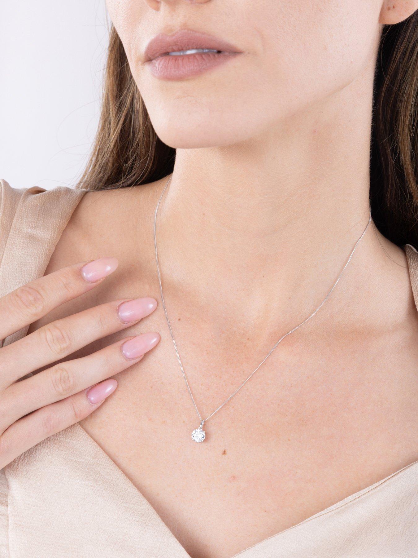 Image 5 of 5 of Love DIAMOND 1Ct Round Brilliant Diamond Solitaire Necklace