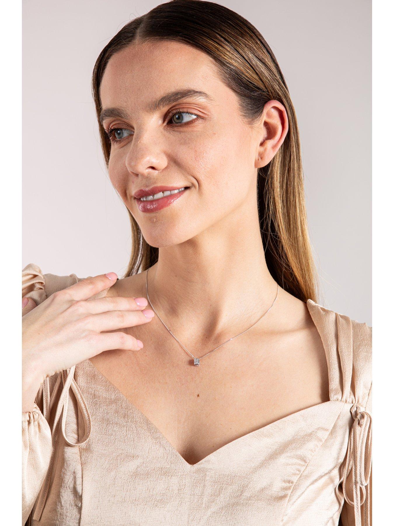 Image 4 of 5 of Love DIAMOND 0.50ct Emerald Cut Diamond Slider Pendant Lab Grown