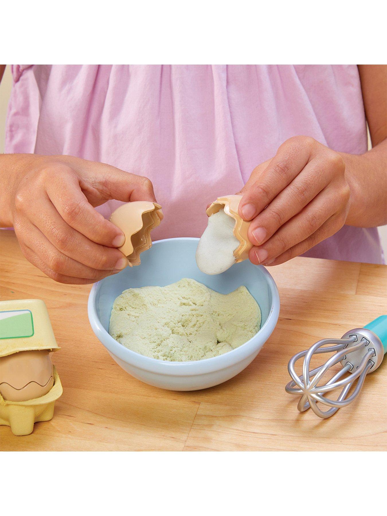 Image 3 of 7 of Little Tikes Creative Chefs Bluey -&nbsp;Pavlova Kit