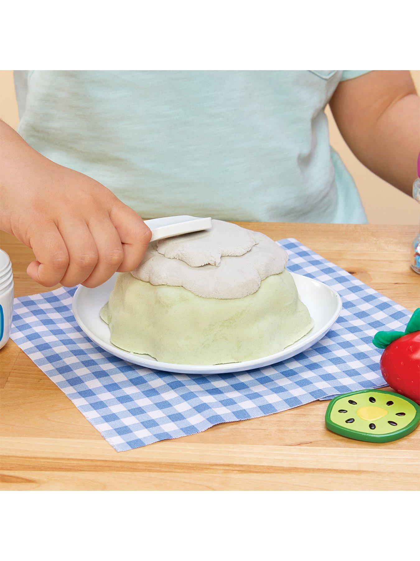 Image 4 of 7 of Little Tikes Creative Chefs Bluey -&nbsp;Pavlova Kit