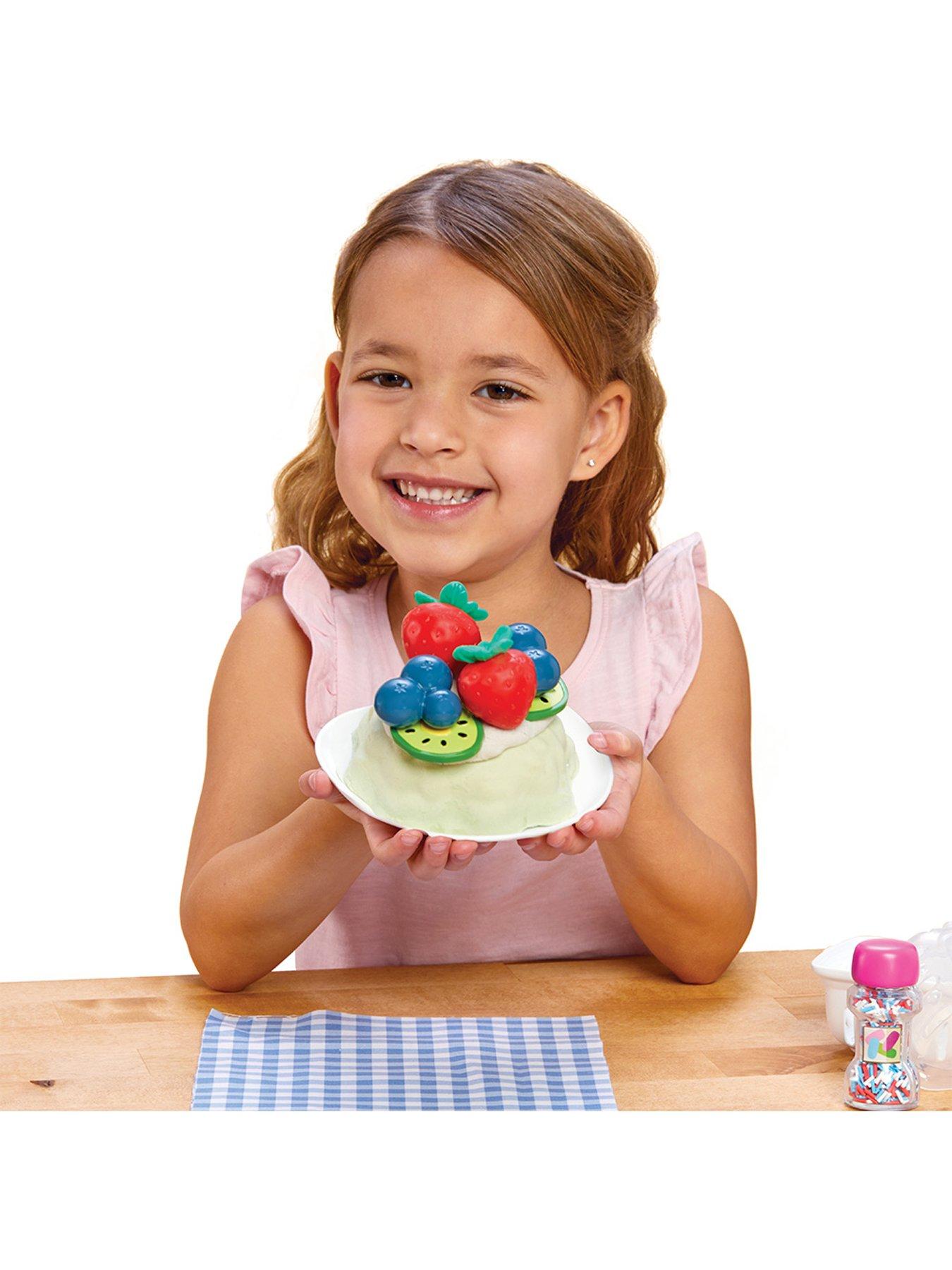  image of little-tikes-creative-chefs-bluey--nbsppavlova-kit