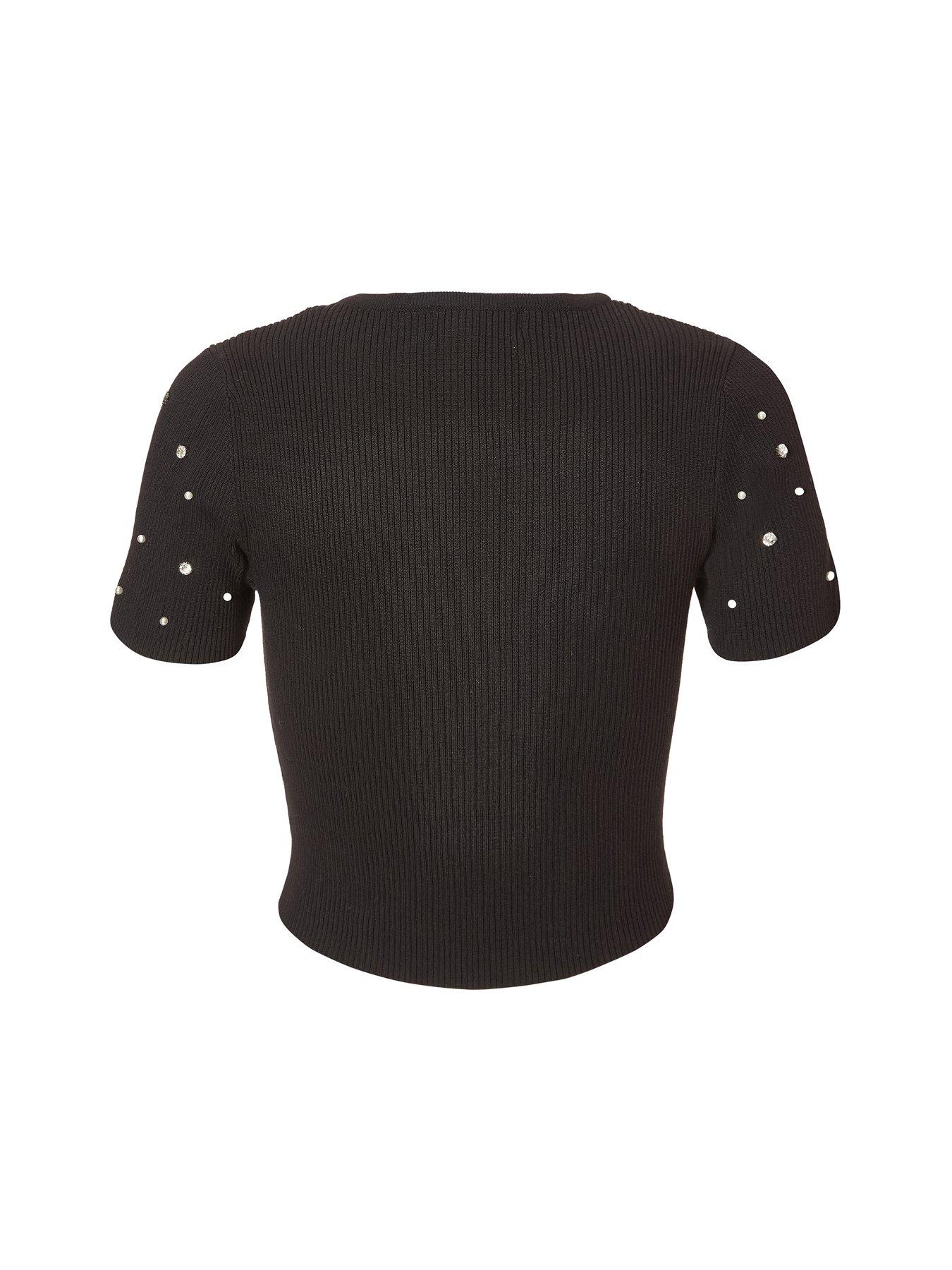 Image 4 of 6 of Quiz Black Knitted Pearl Crop Top
