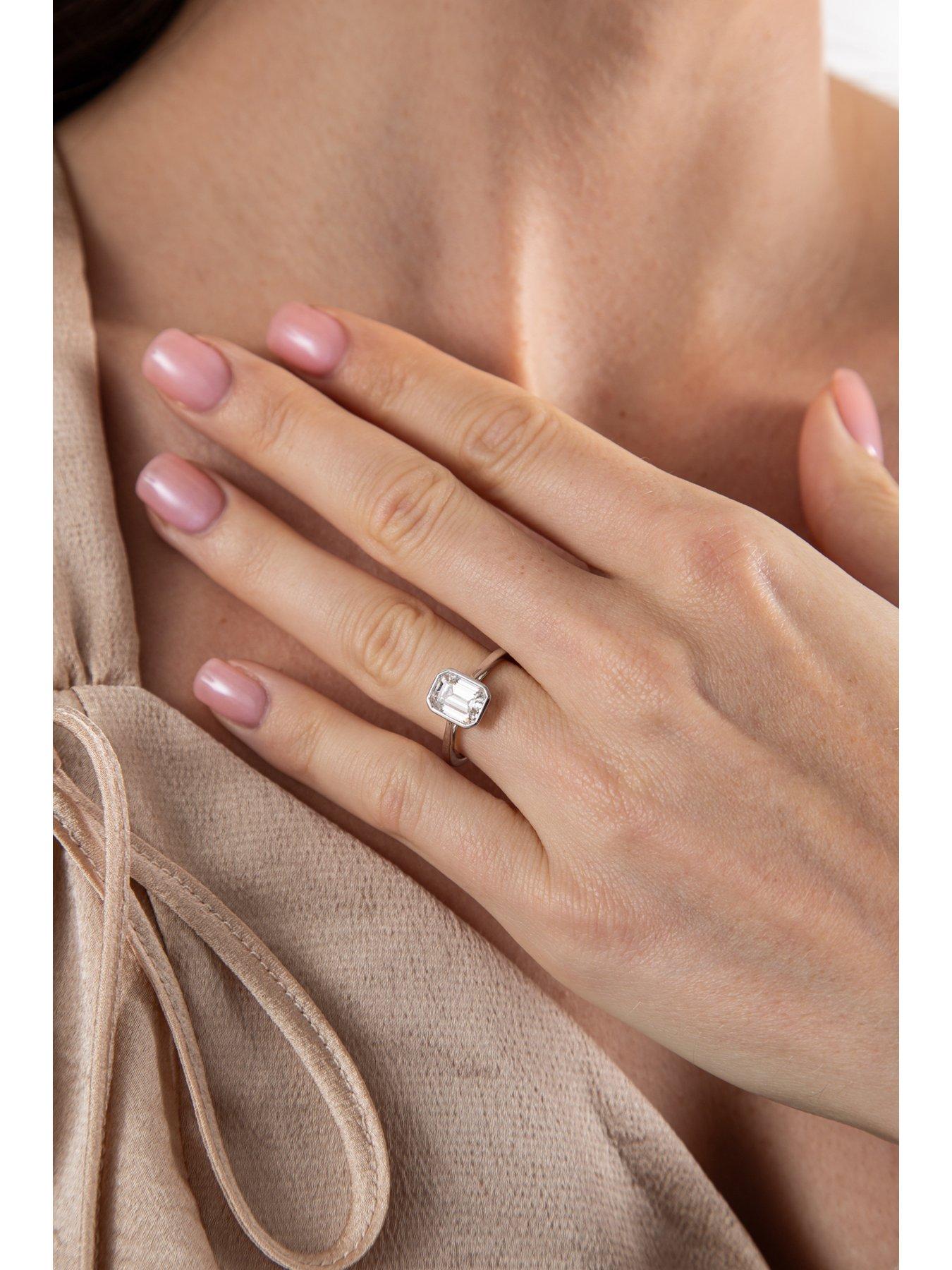 Image 5 of 5 of Love DIAMOND 3Ct Rubover Solitaire Engagment RIng - Lab Grown