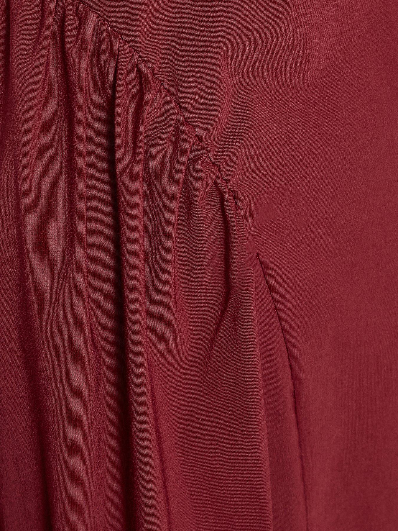 Image 6 of 6 of Quiz Petite Dark Red Ruched Side Midaxi Dress