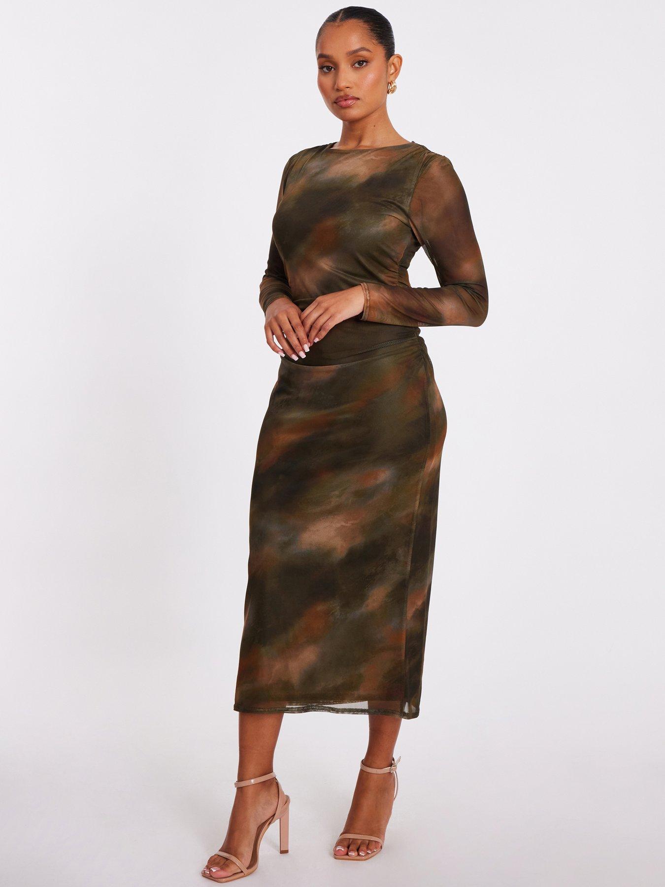 Image 3 of 6 of Quiz Petite Khaki Printed Long Sleeve Midaxi Dress