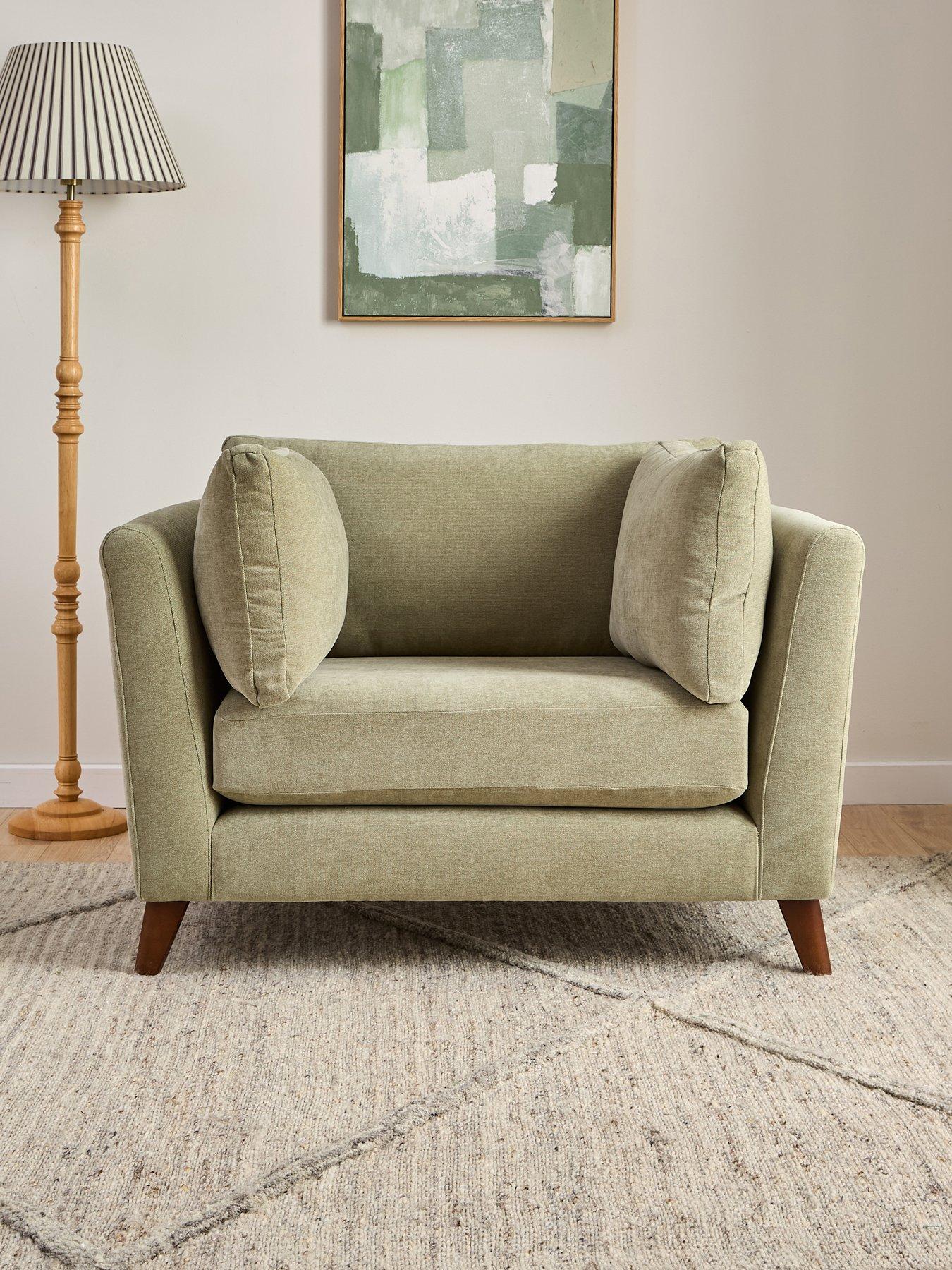 front image of the-very-collection-moda-snuggle-chair